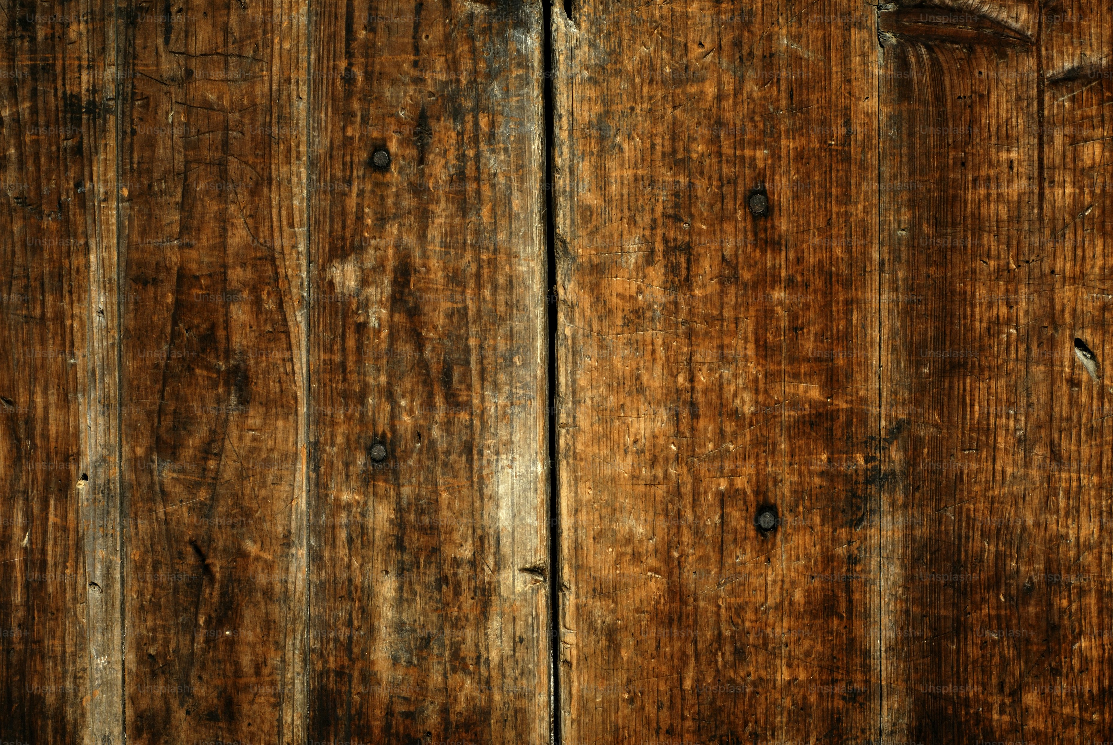 See more authentic wooden backgrounds.