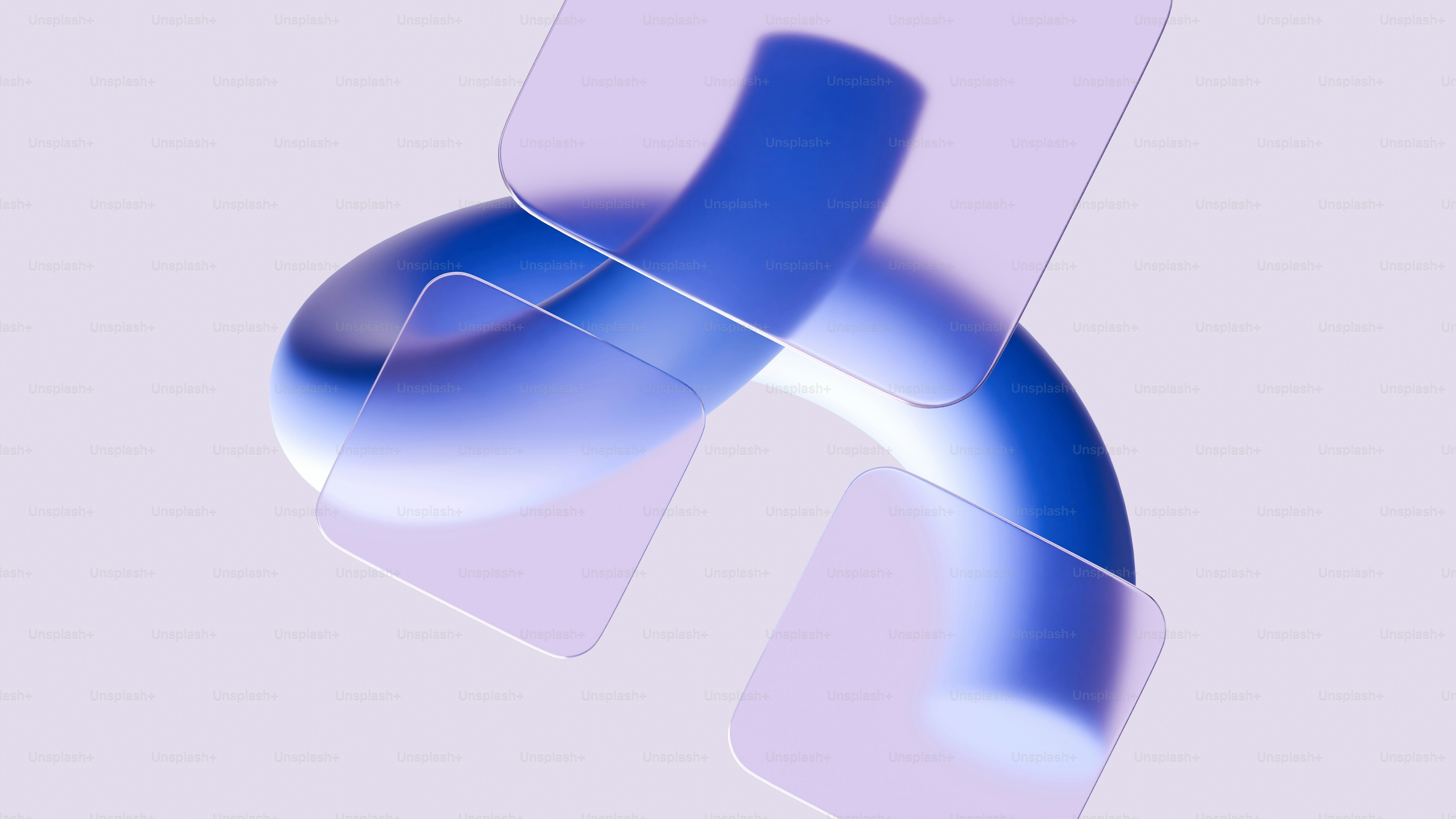 Abstraktes Blau wirbelt mit durchscheinenden violetten Formen