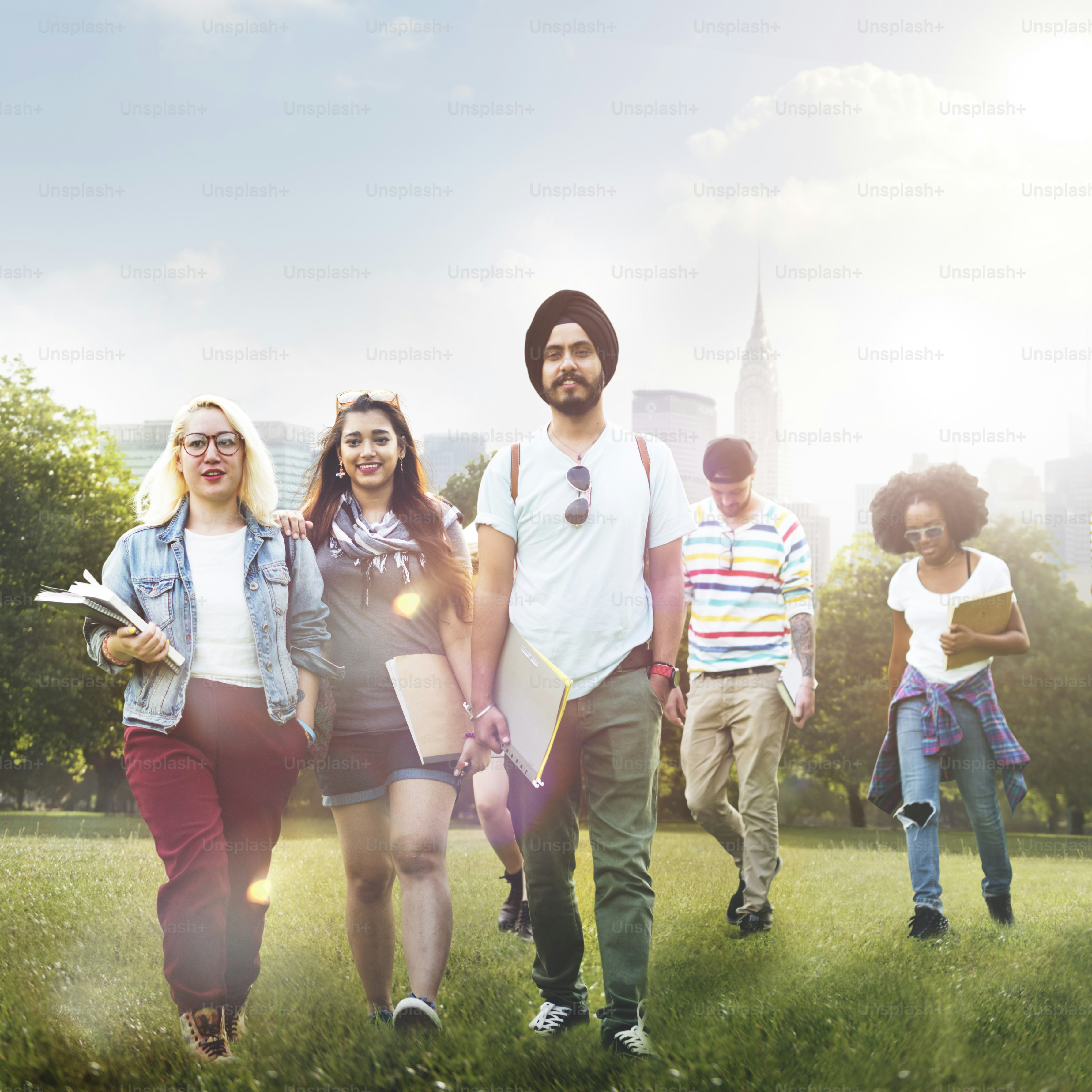 Diversity Teenagers Friends Friendship Team Concept photo – City Image ...