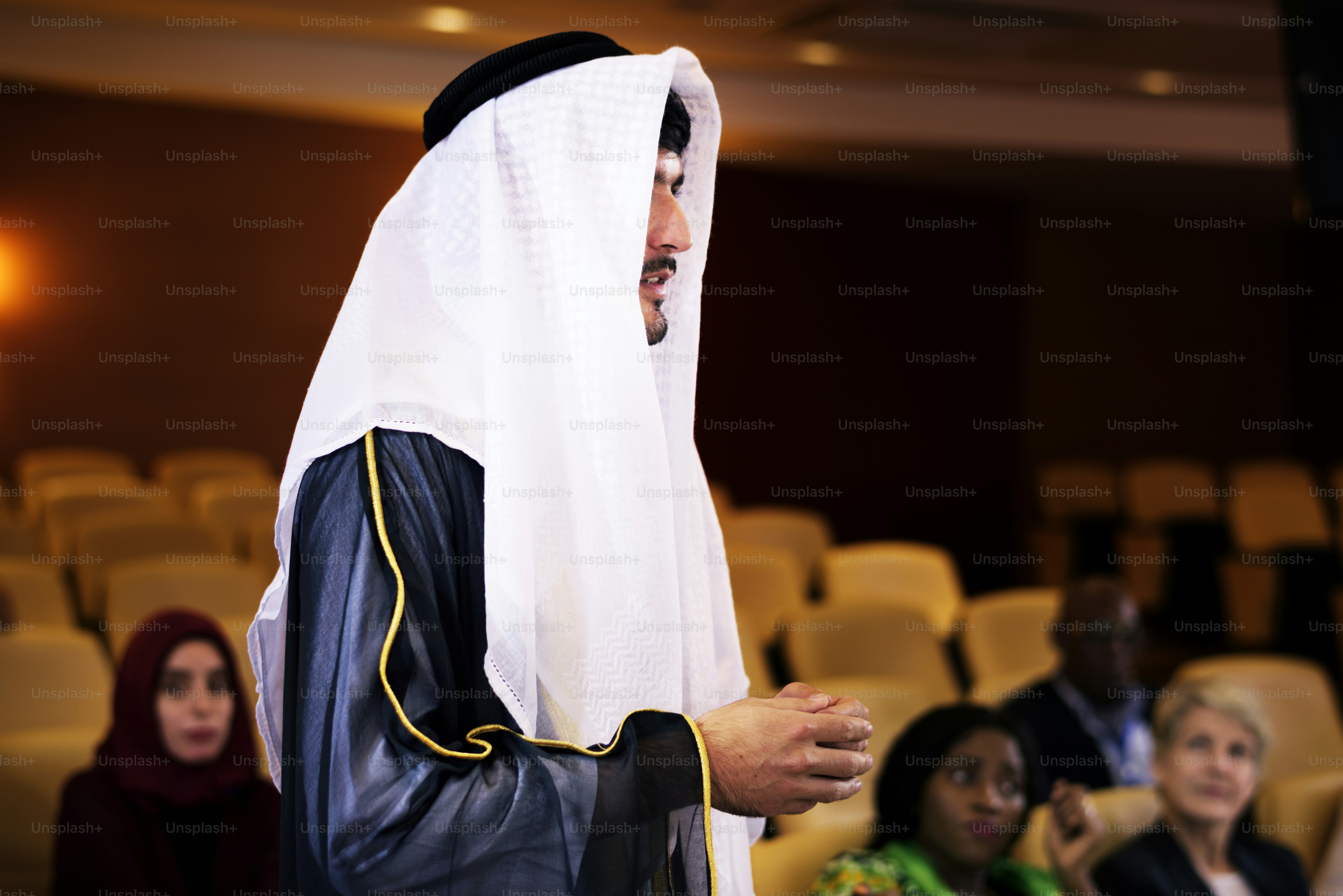 Arabian Explaining Speaker Presentation Conference Partnership