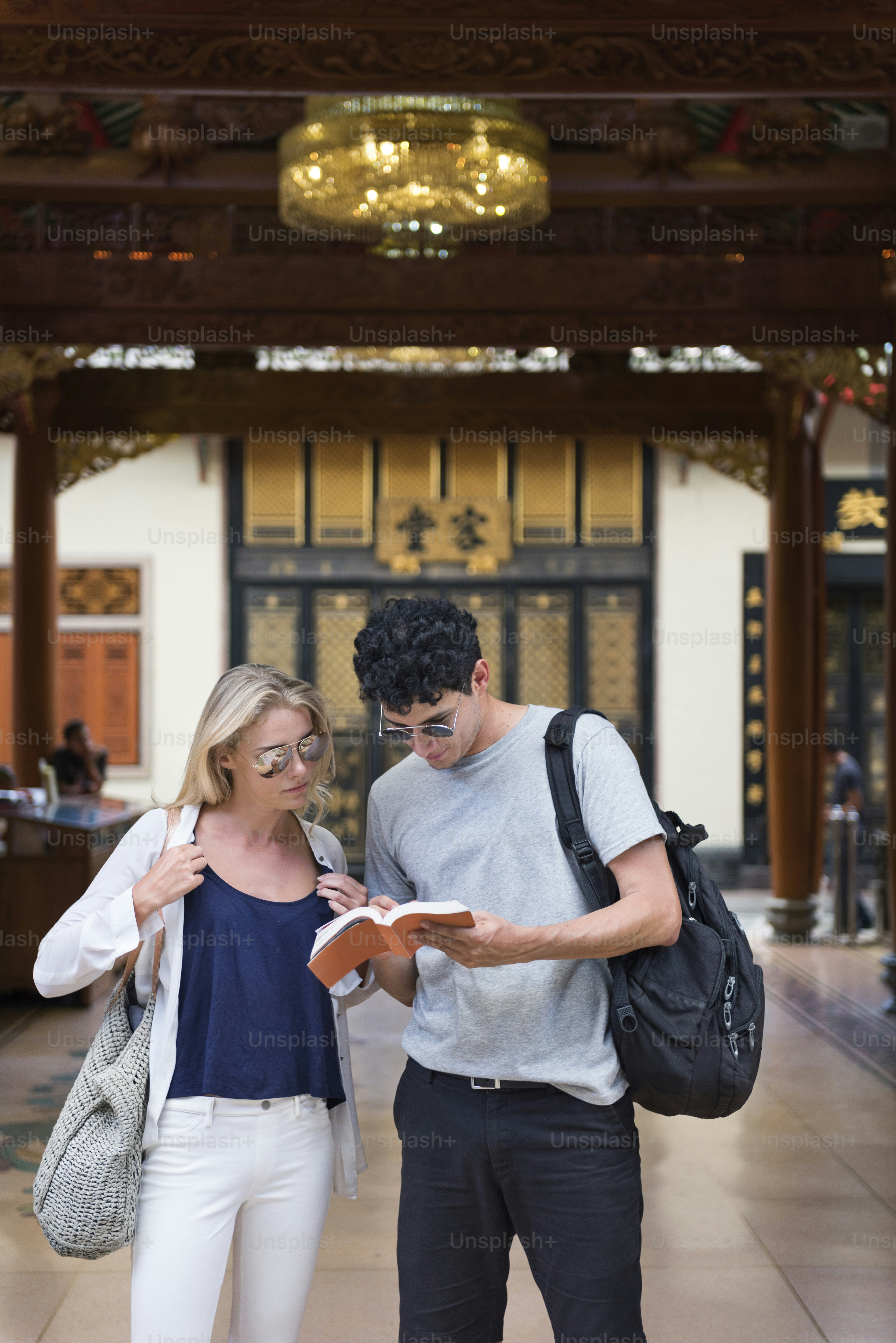 Trave-Reise-Urlaubskamera Foto-Erinnerungs-Paar-Konzept