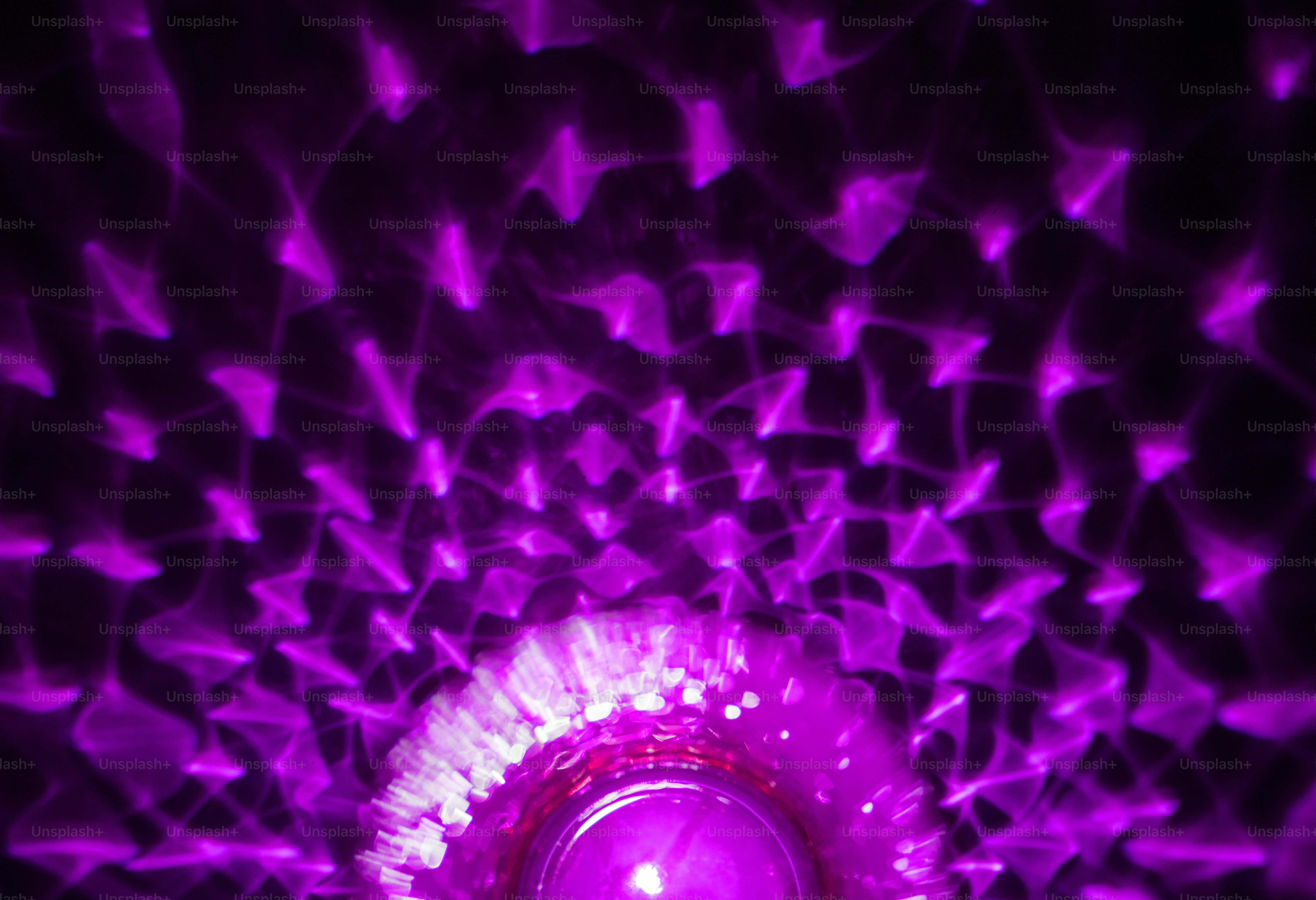 Purple abstract light reflection background photo – Background Image on ...