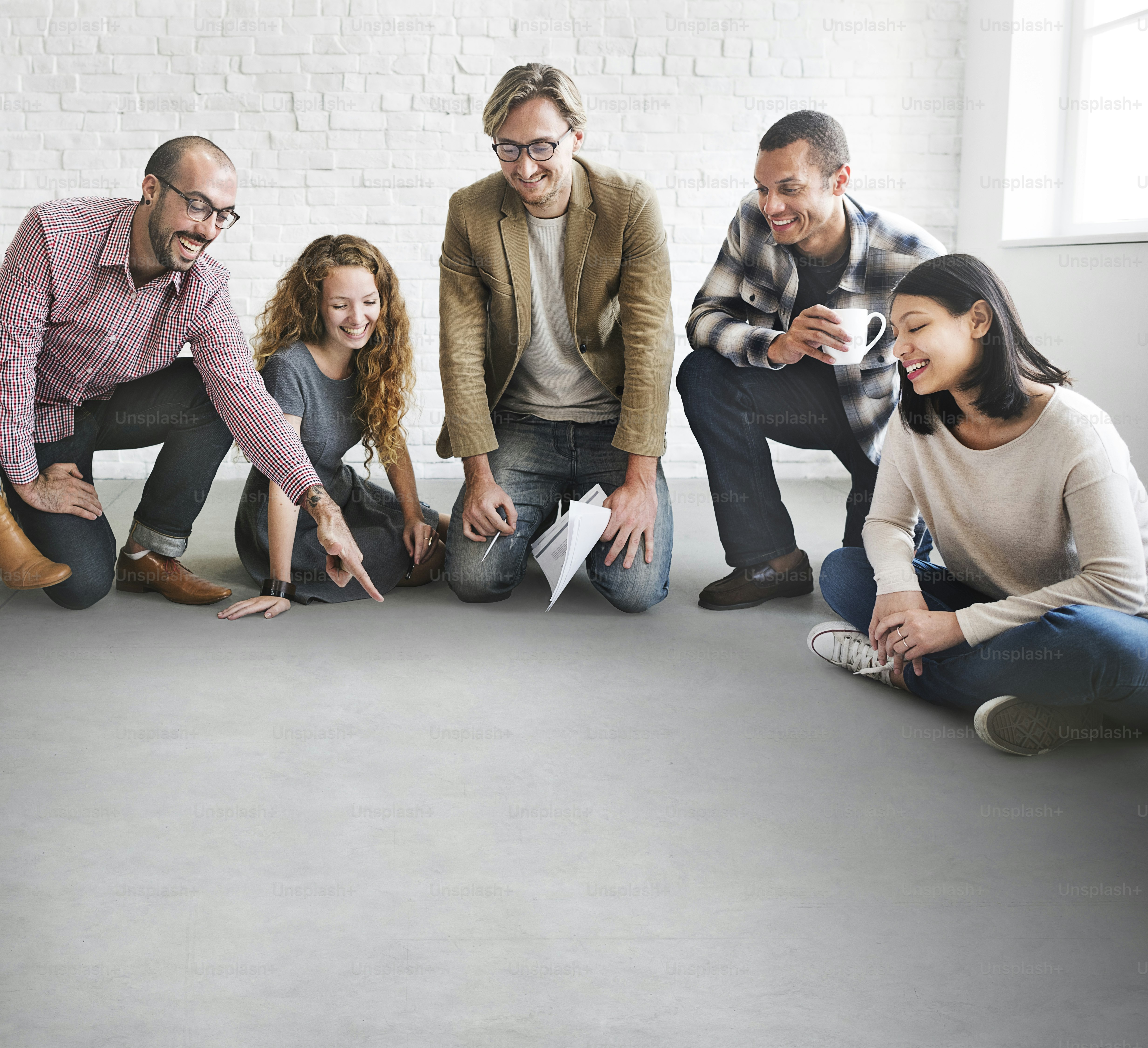 Desain ArsitekKonsep Ide Diskusi Tim