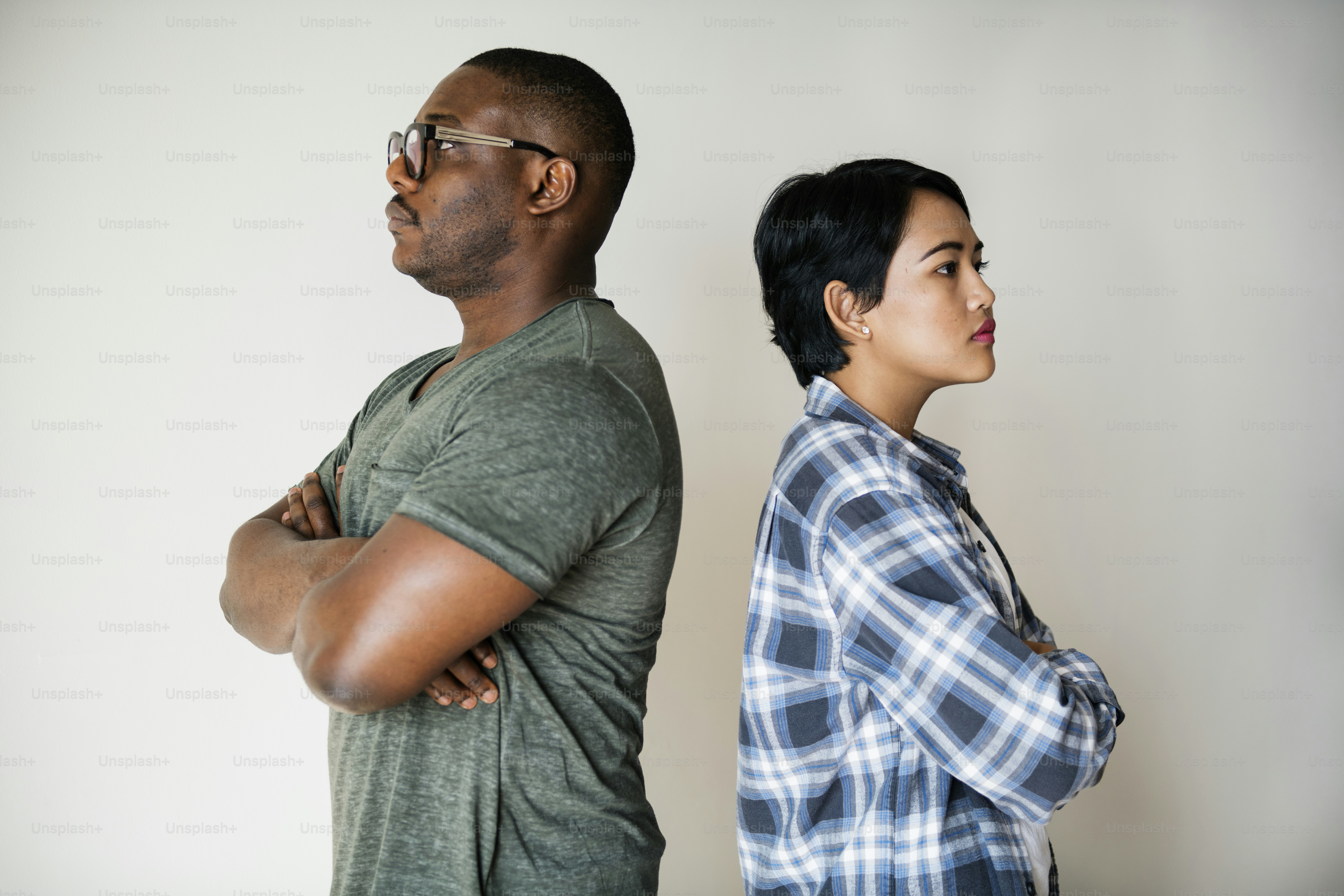 Couple having an argument photo – Profile Image on Unsplash