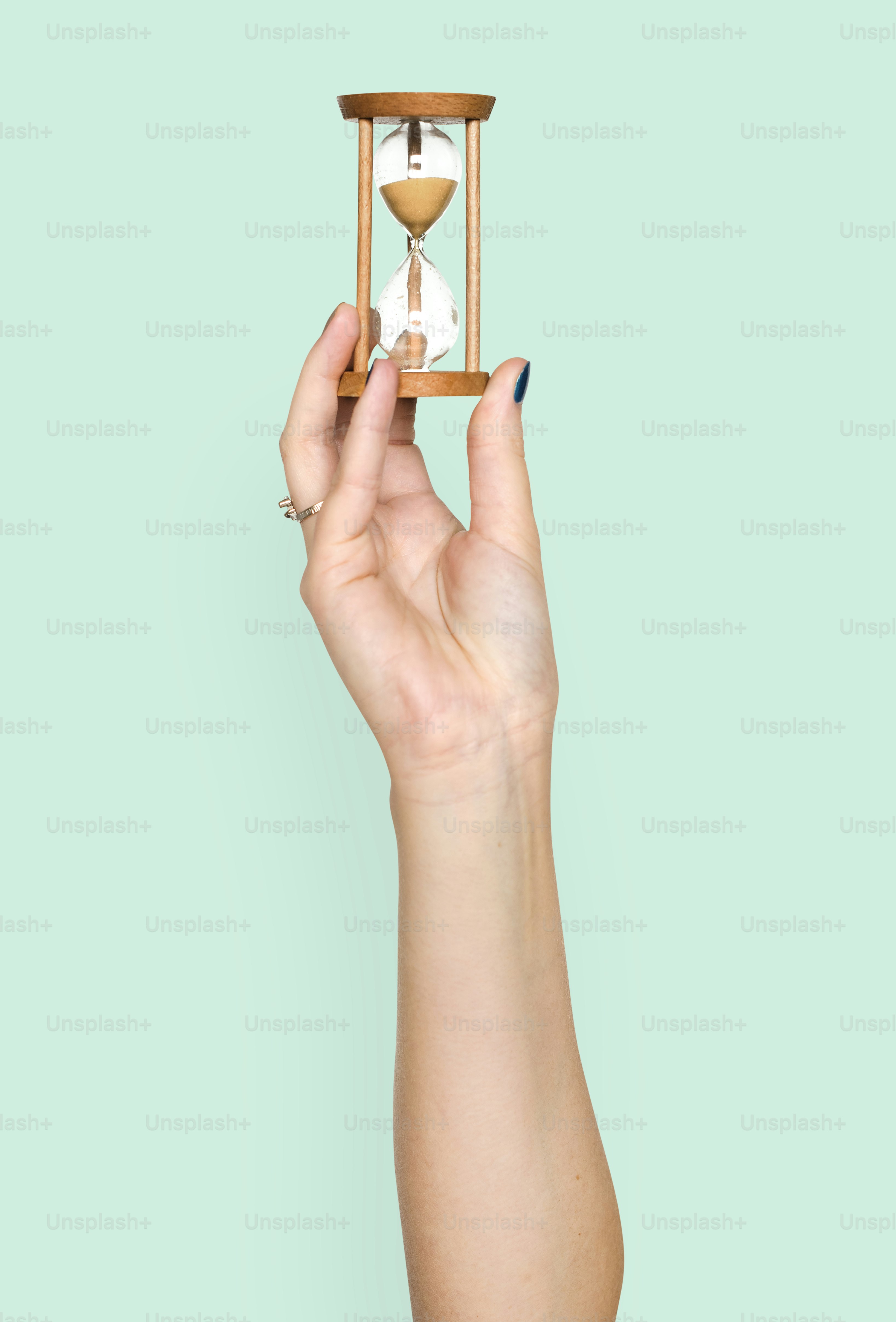 Hand holding variation of object