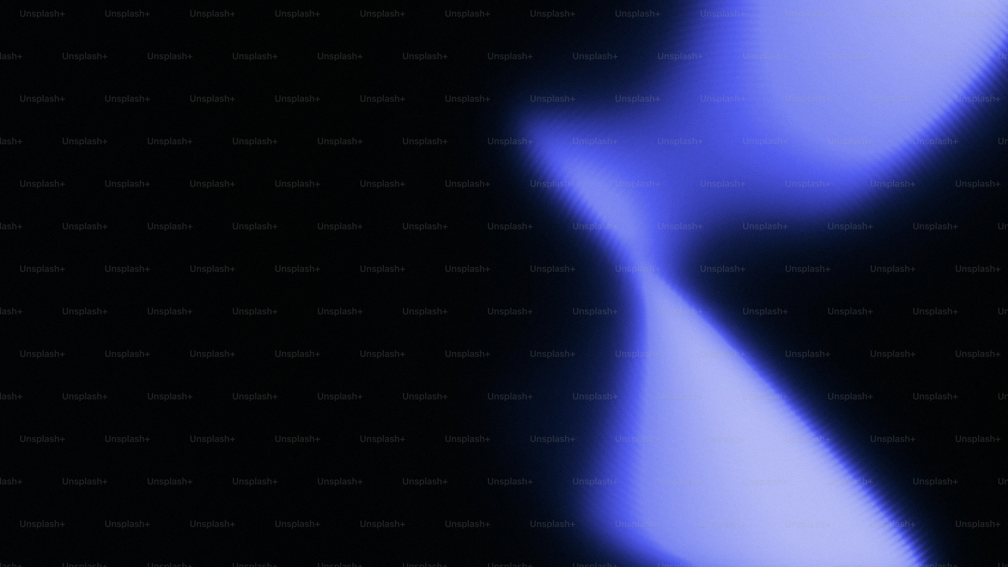 Strisce di luce blu astratte su sfondo nero