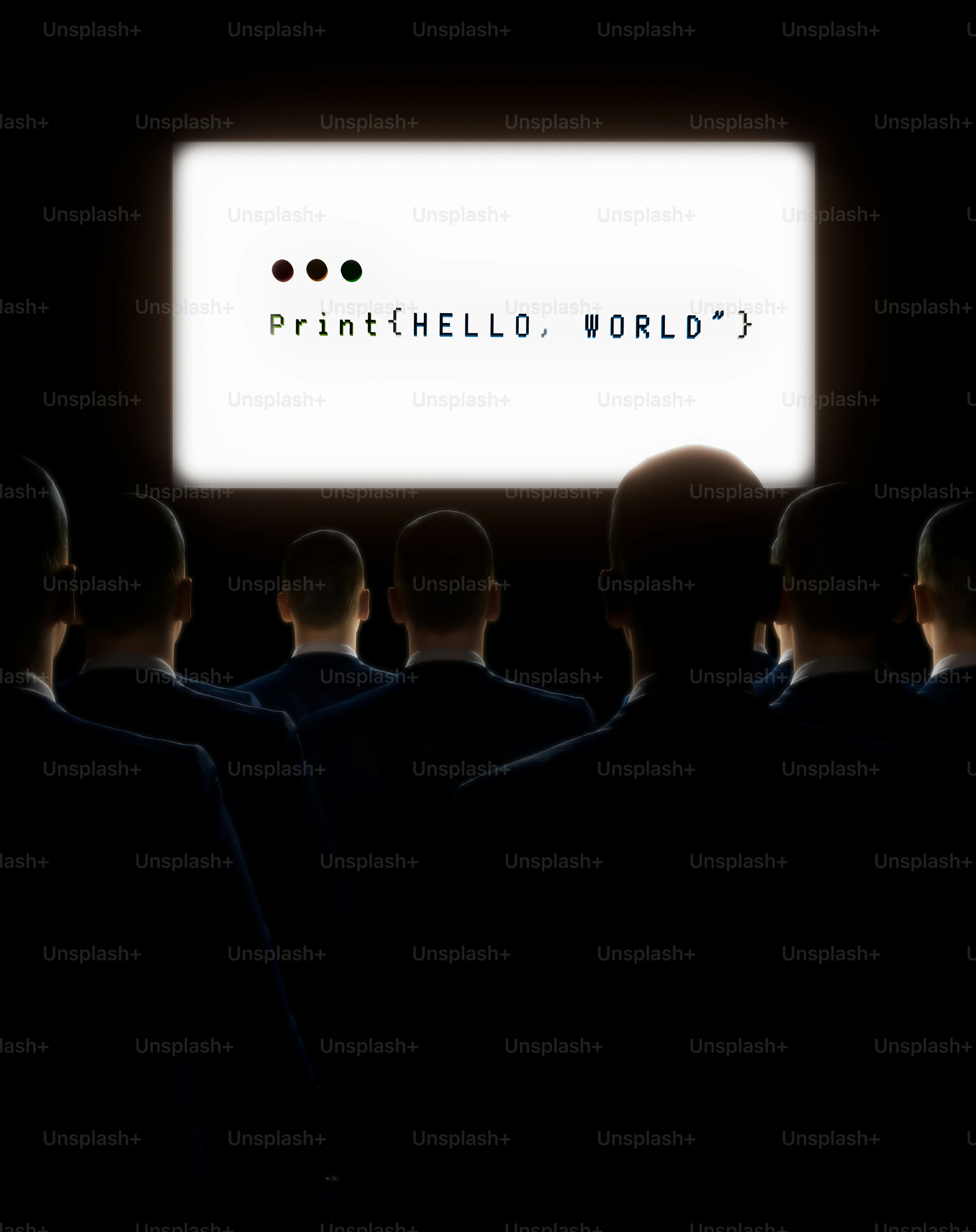 観客は大きなスクリーンでプログラミングコードを視聴します。