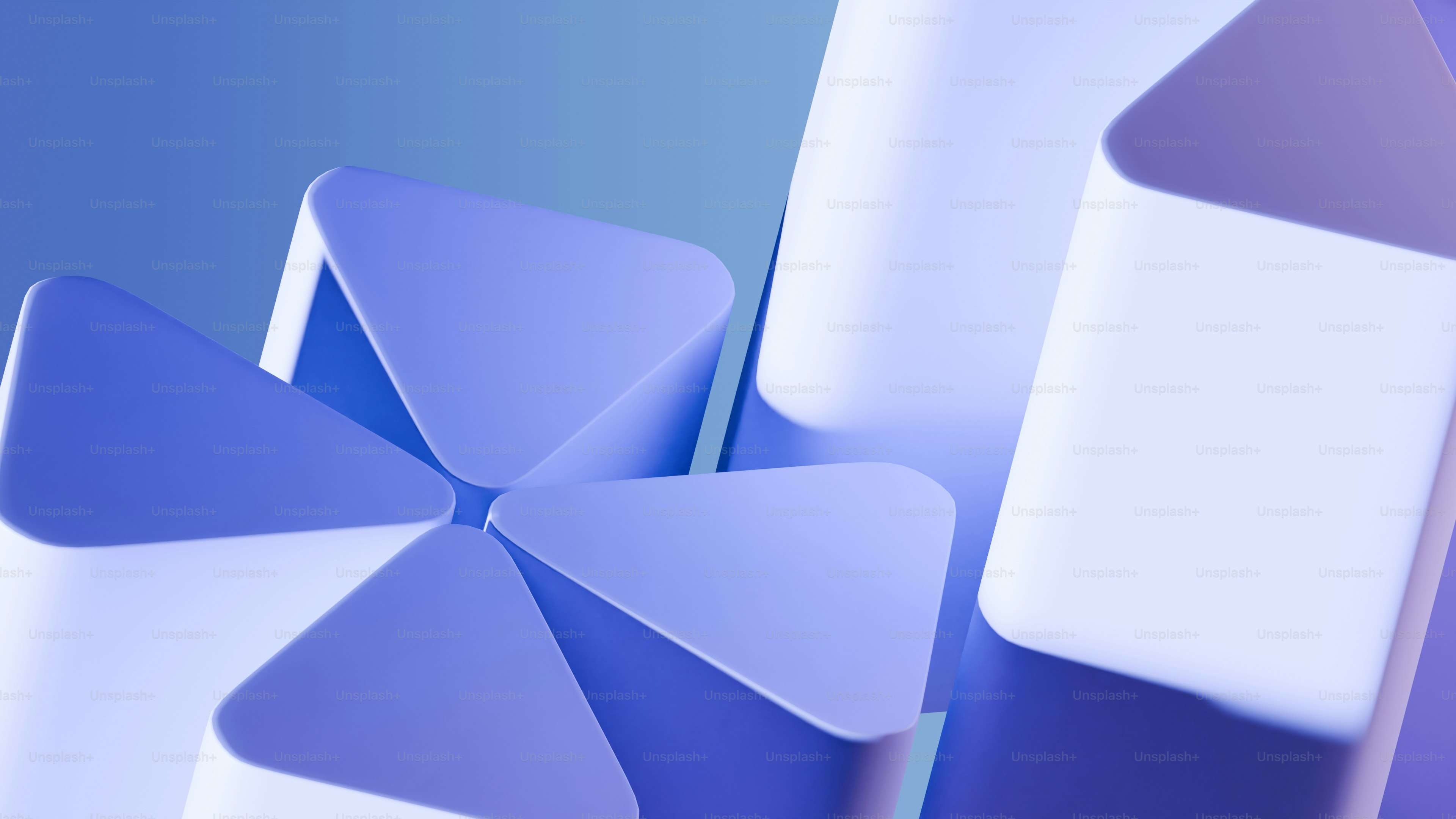 Forme geometriche astratte in tonalità di blu e bianco