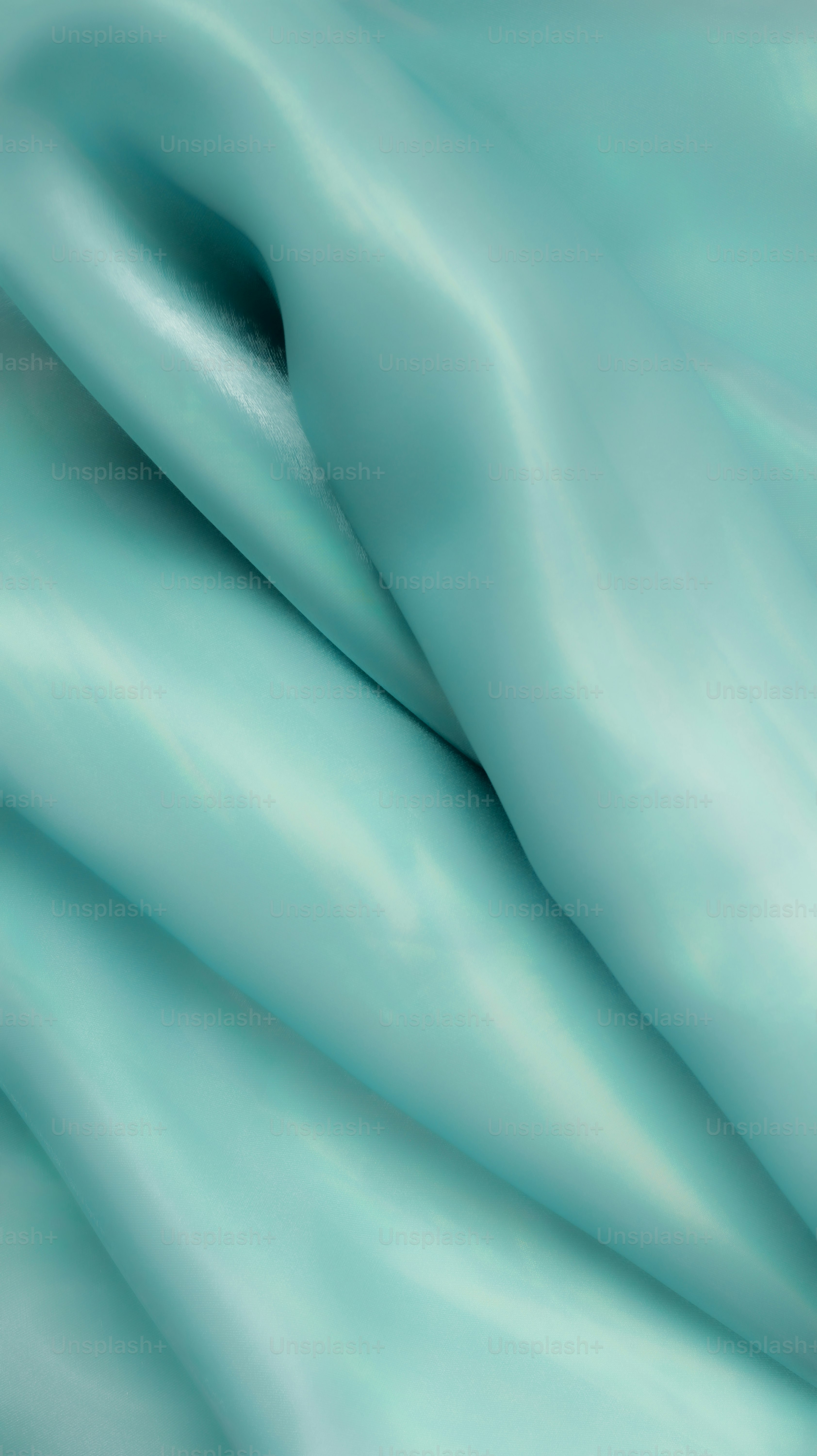 Tessuto acquacotta liscio e fluido con pieghe delicate