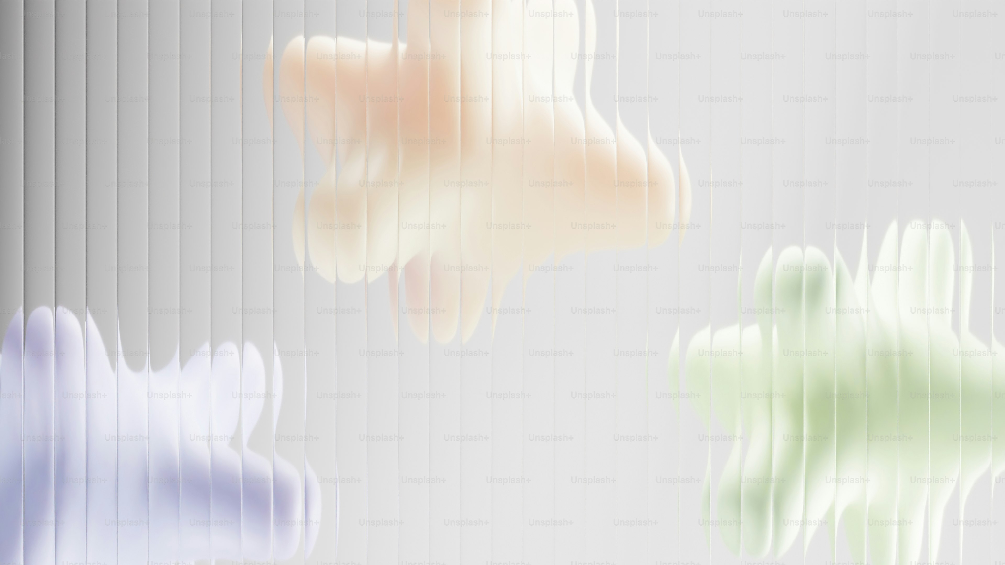 Três peças abstratas de quebra-cabeça com cores suaves.