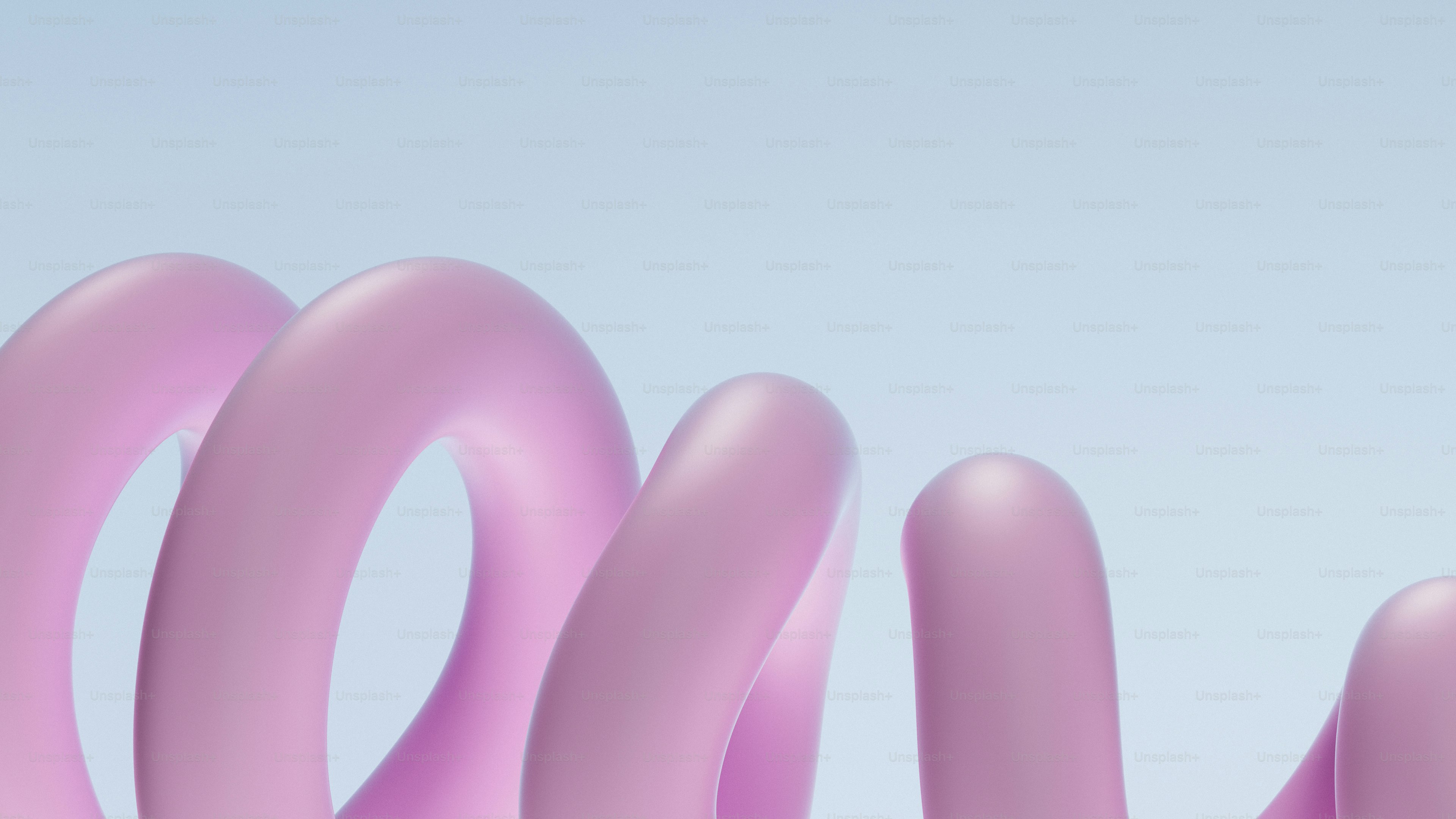 Spirale rose sur fond bleu clair