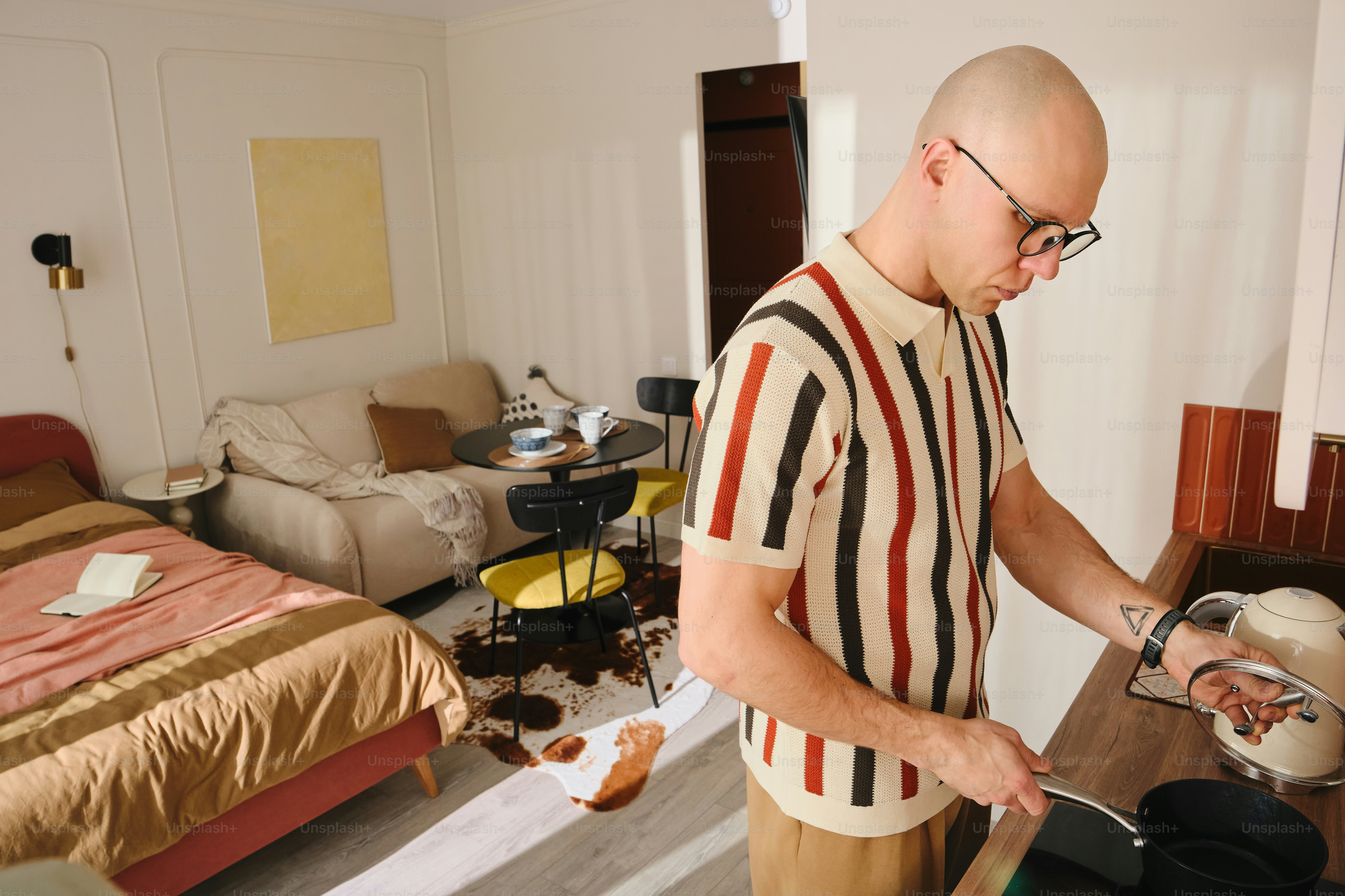 Two men in a hotel room by the window. photo – Interior design Image on ...