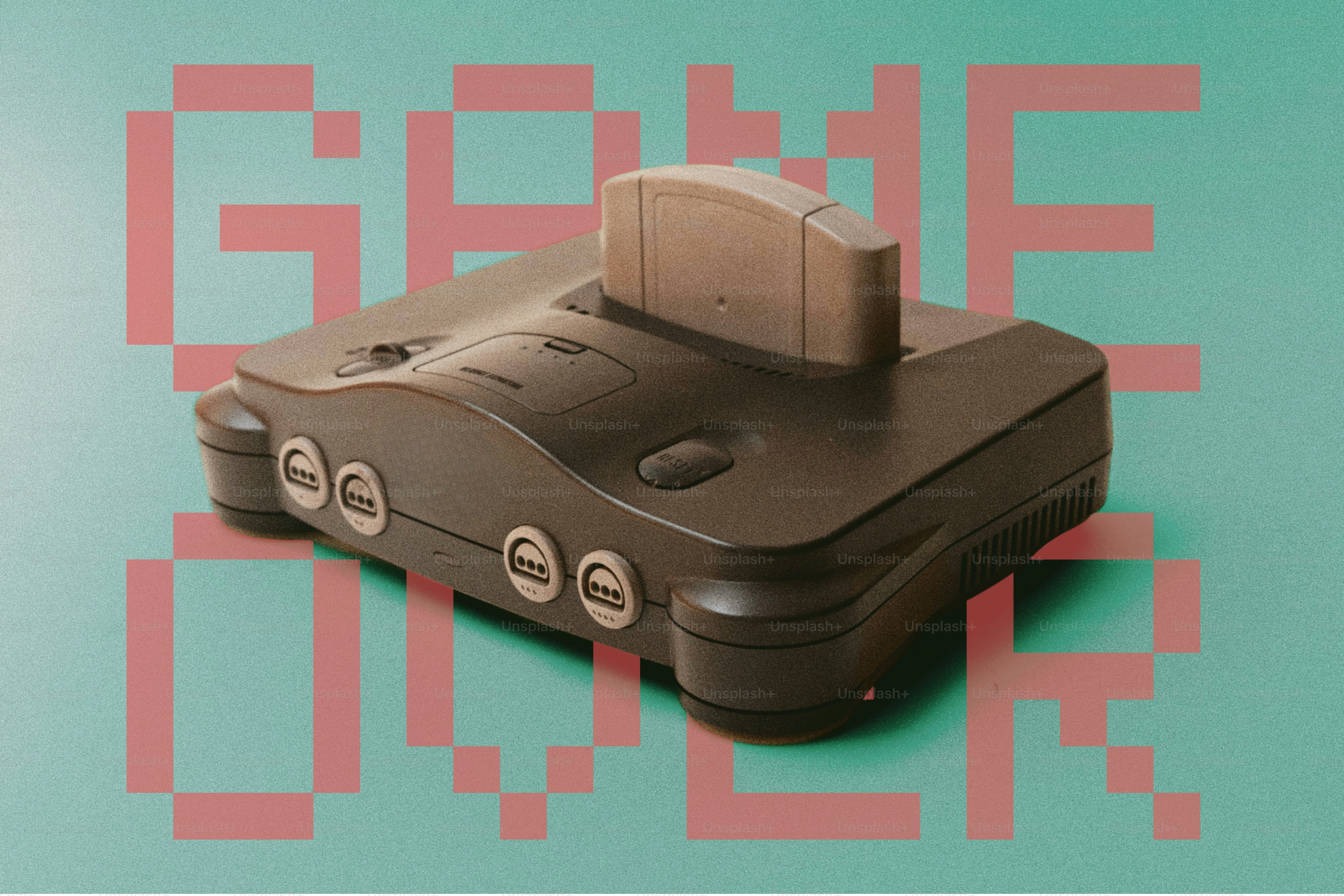Konsol video game retro dengan teks "game over".