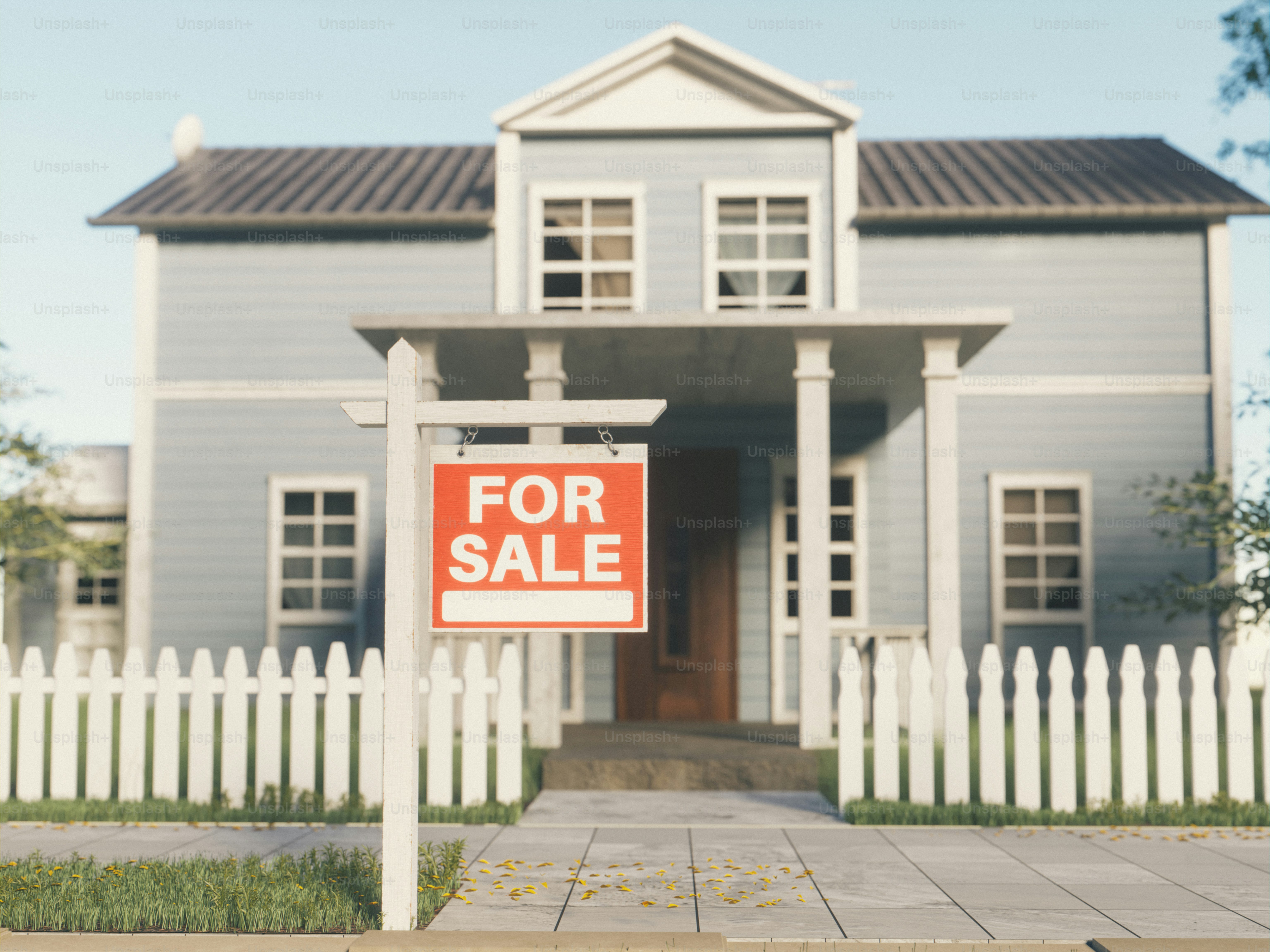 Rumah biru muda dengan tanda "dijual".