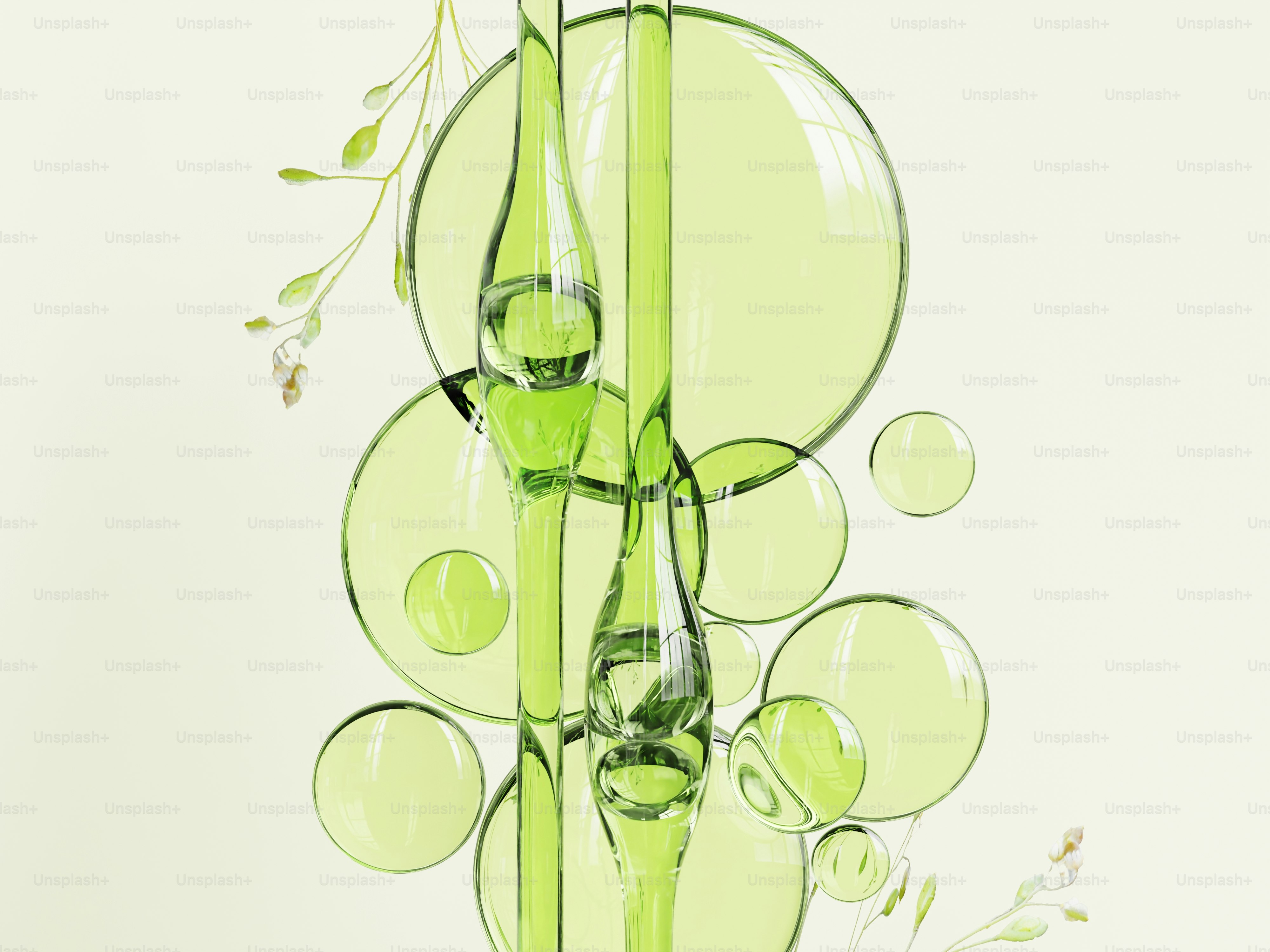 繊細な葉を持つ緑色の抽象的なガラスの形