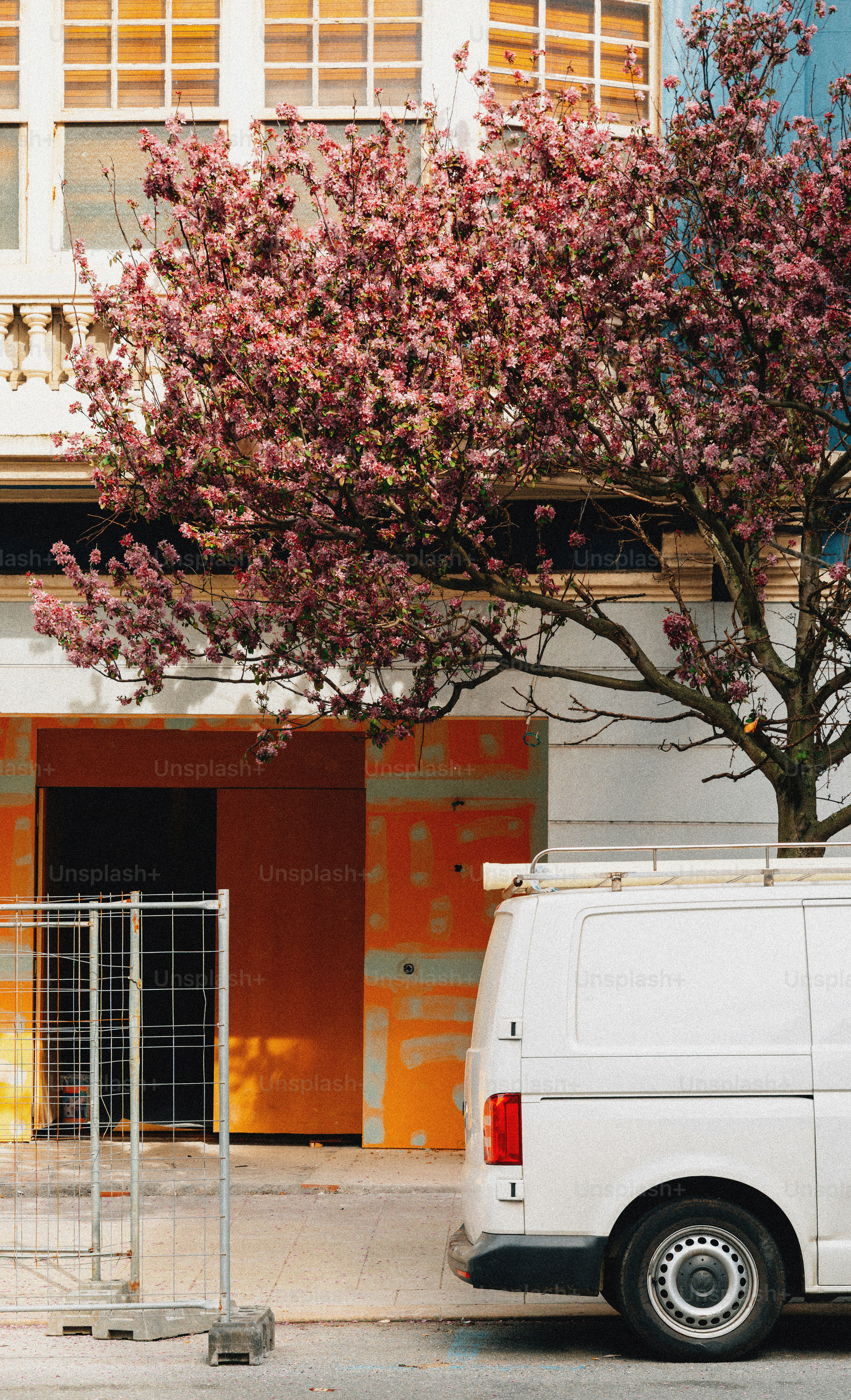 How Long Does International Flower Delivery Usually Take to Arrive?