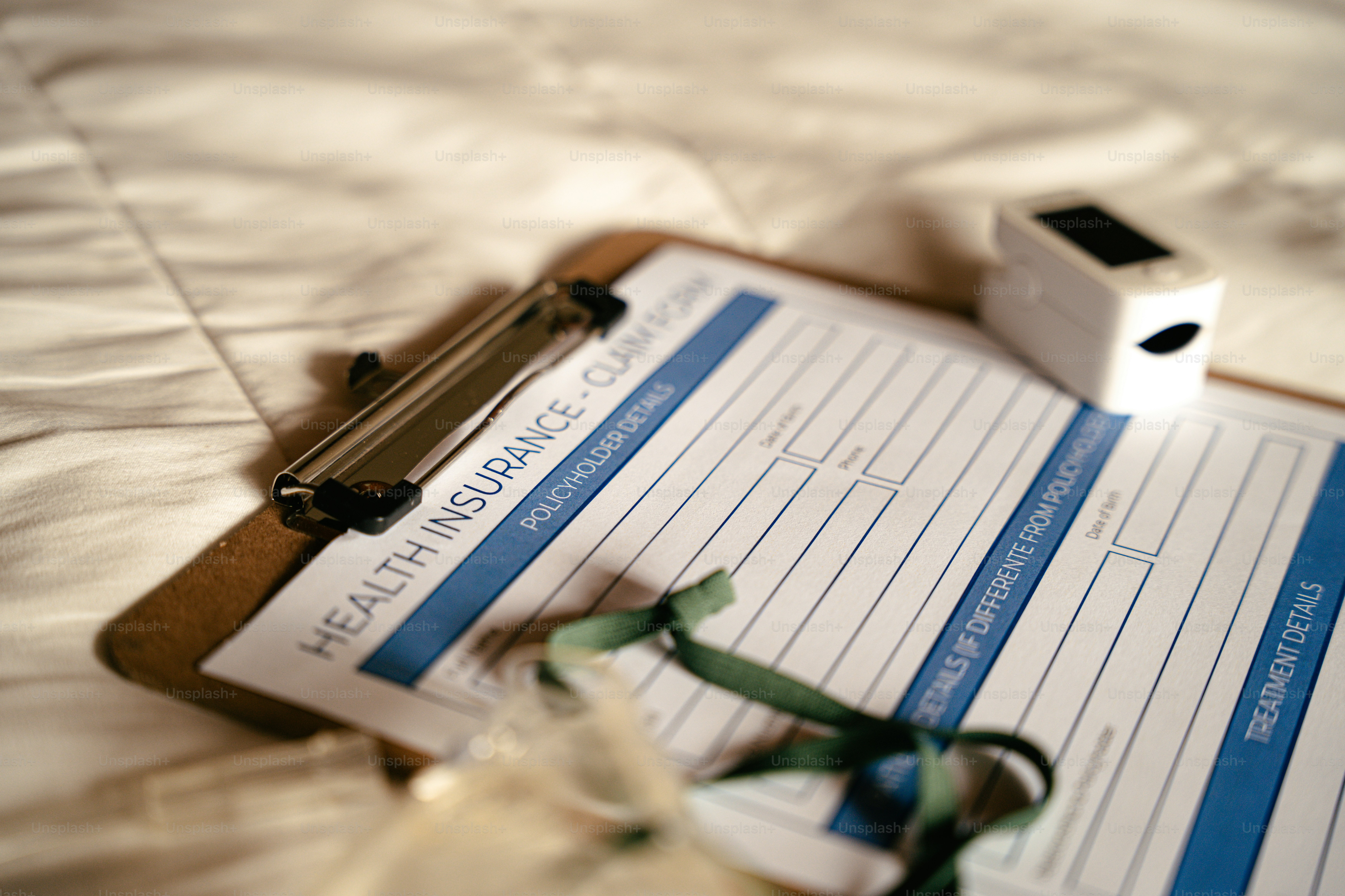 Sleek modern bespoke wedding website template highlighting clean registry layout