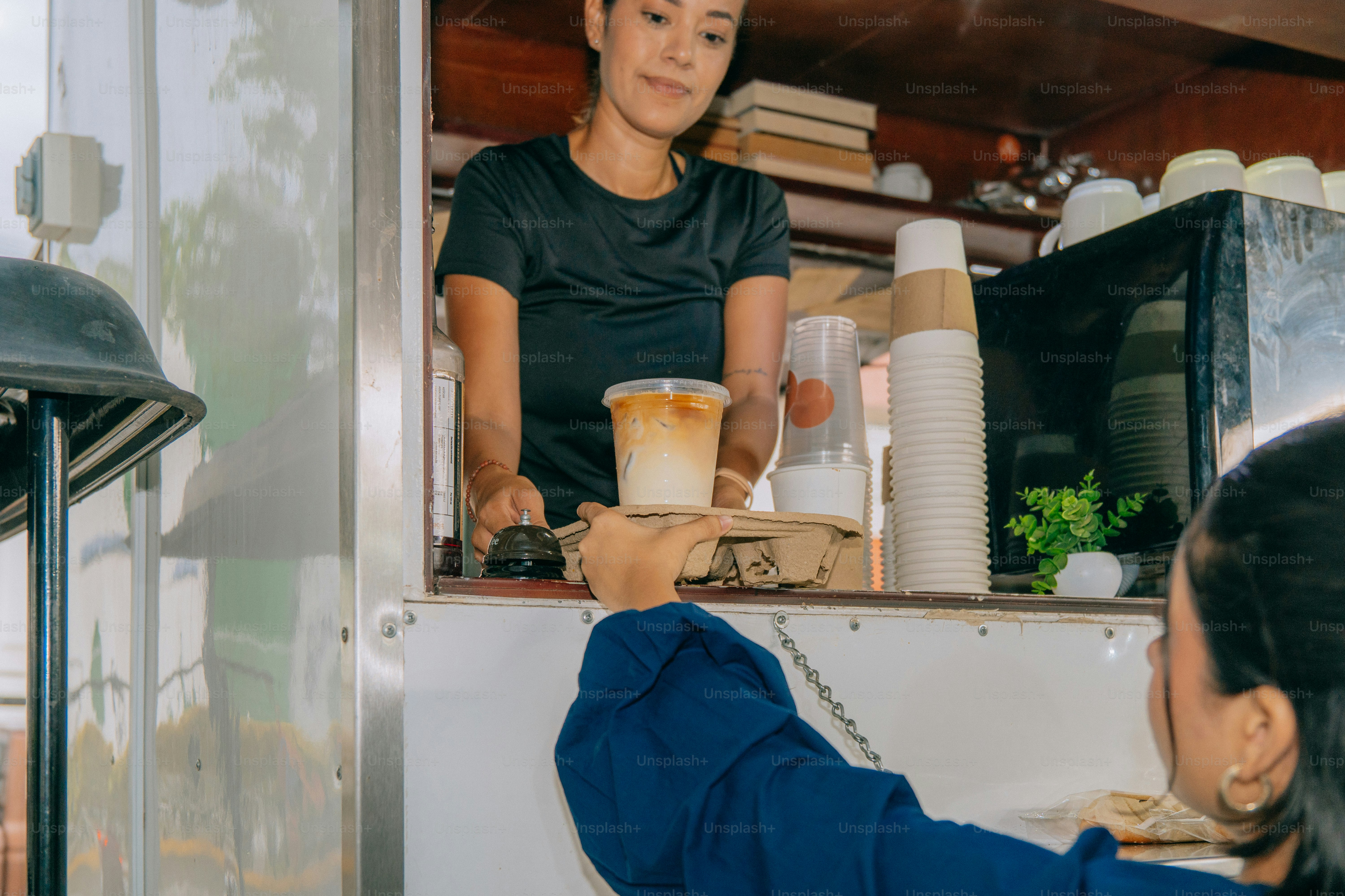 People ordering drinks from a white food truck photo – Coffee cup Image ...