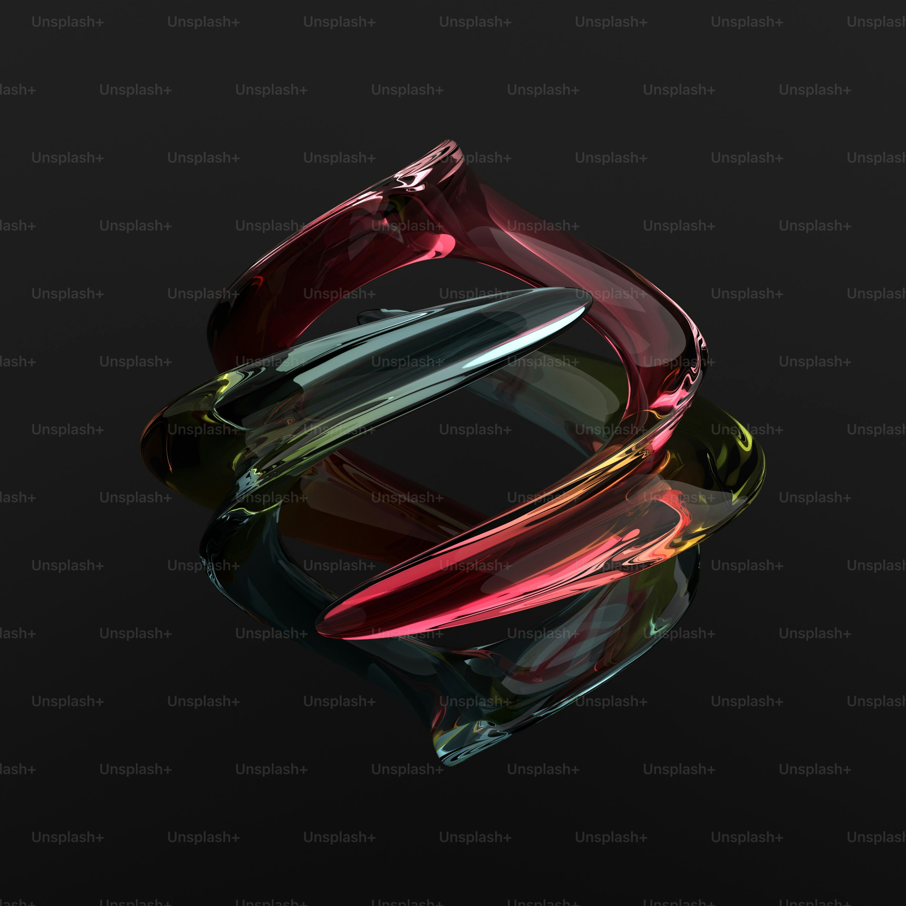 Cintas de cristal translúcidas entrelazadas en tonos rojos y verdes sobre un fondo oscuro