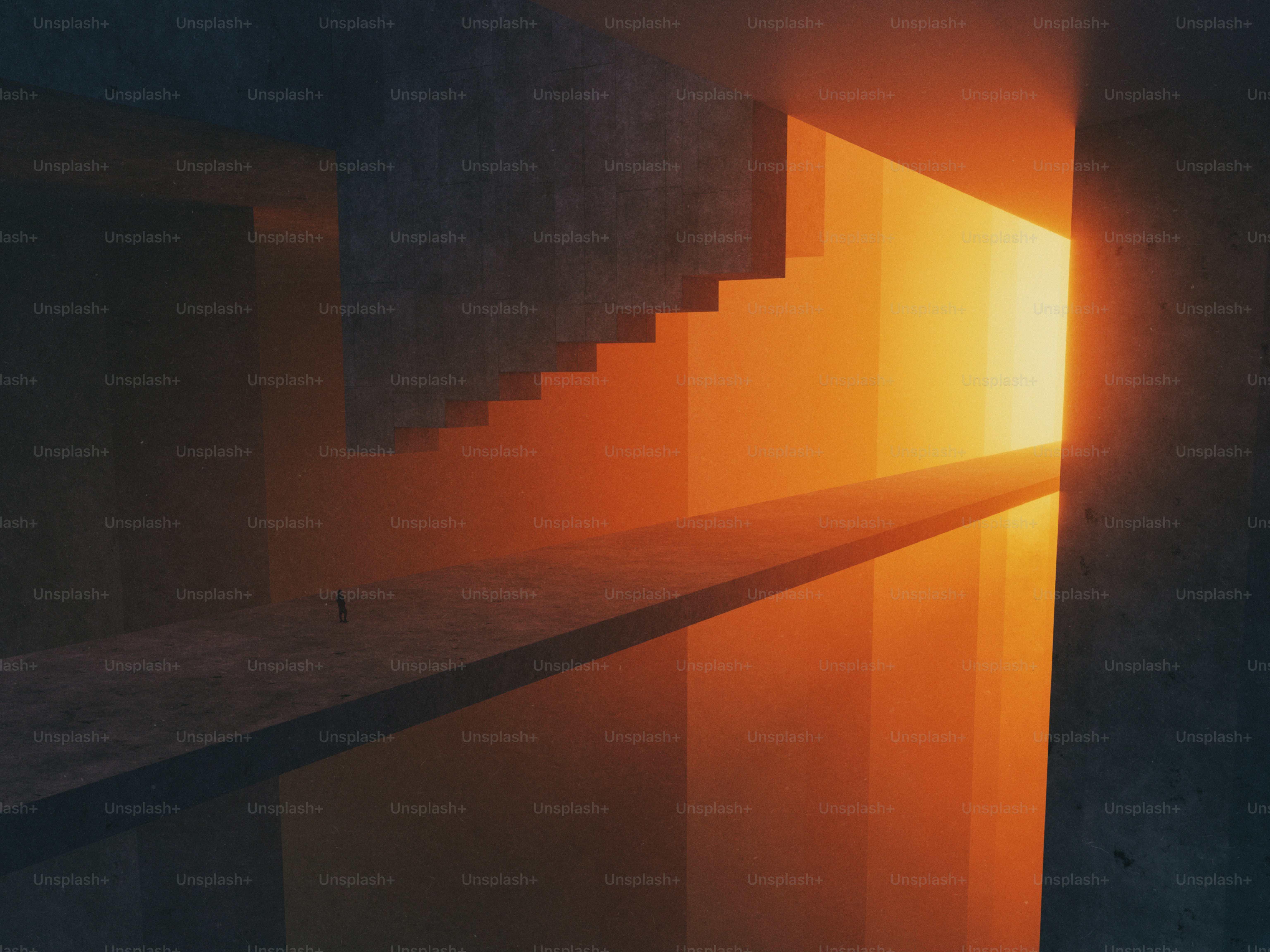 Una persona diminuta en un puente de hormigón que conduce hacia una luz naranja brillante