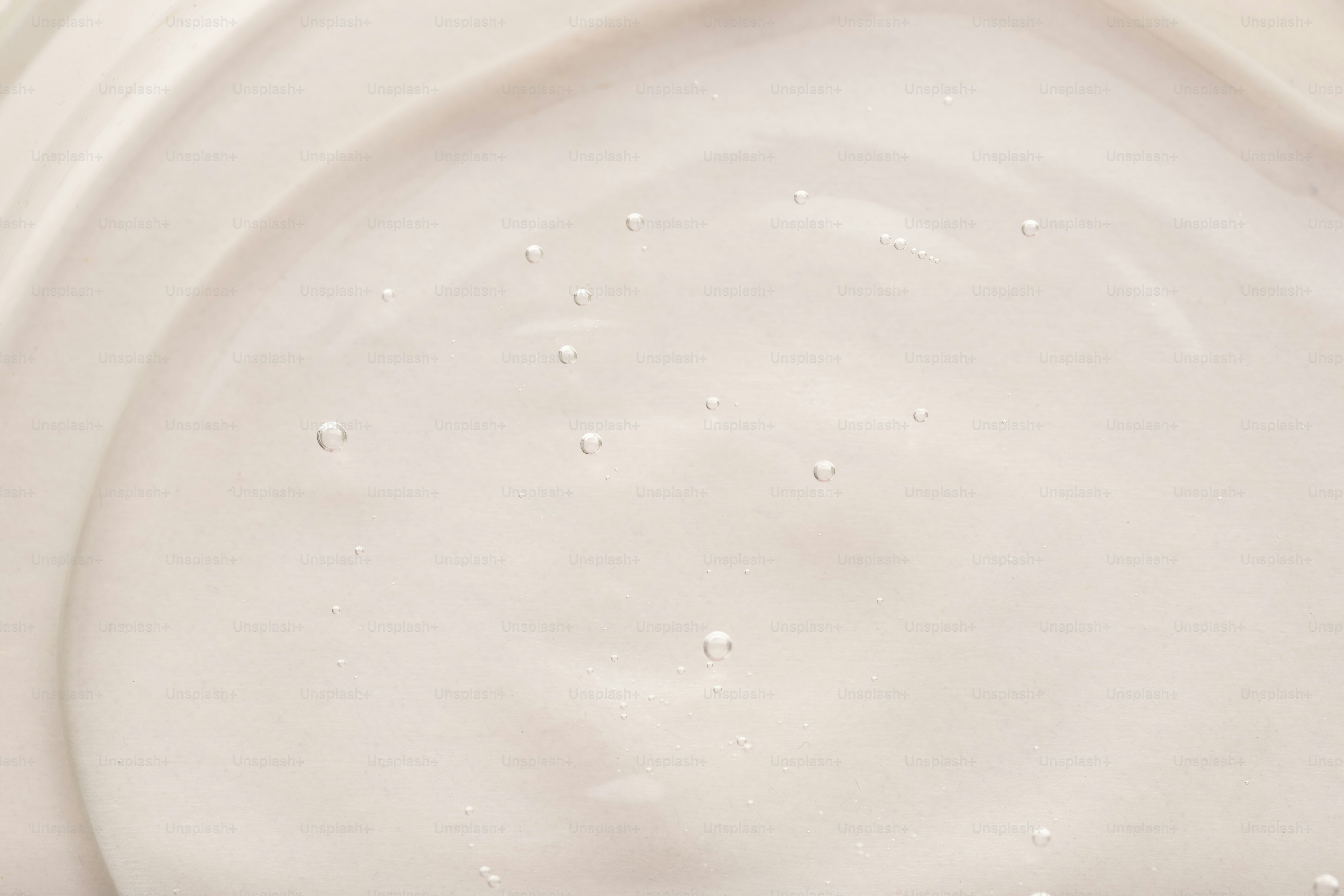 White soap bubbles honeycomb pattern - Photo on Unsplash+