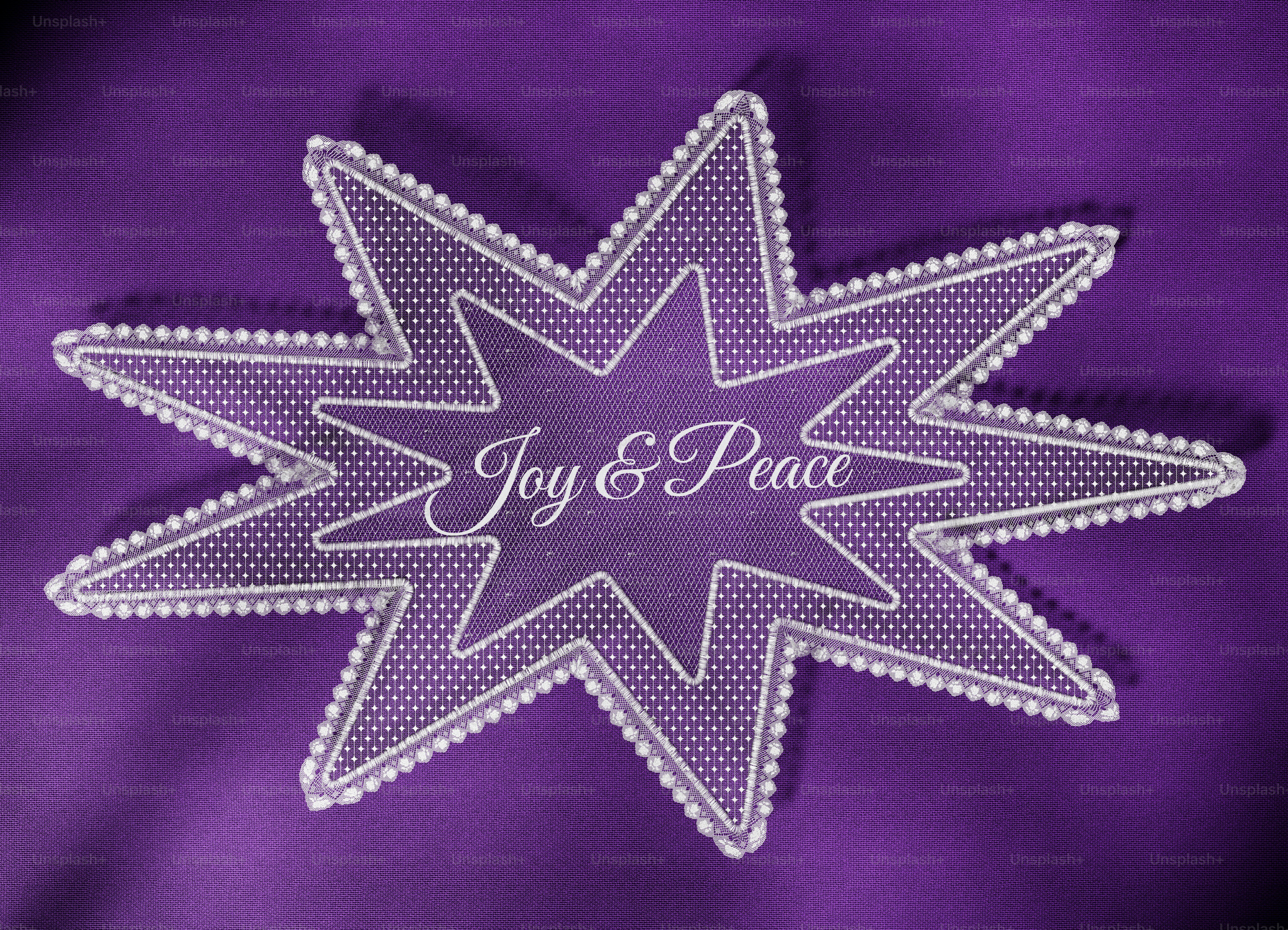 Lace star frame with holiday text - Photo on Unsplash+