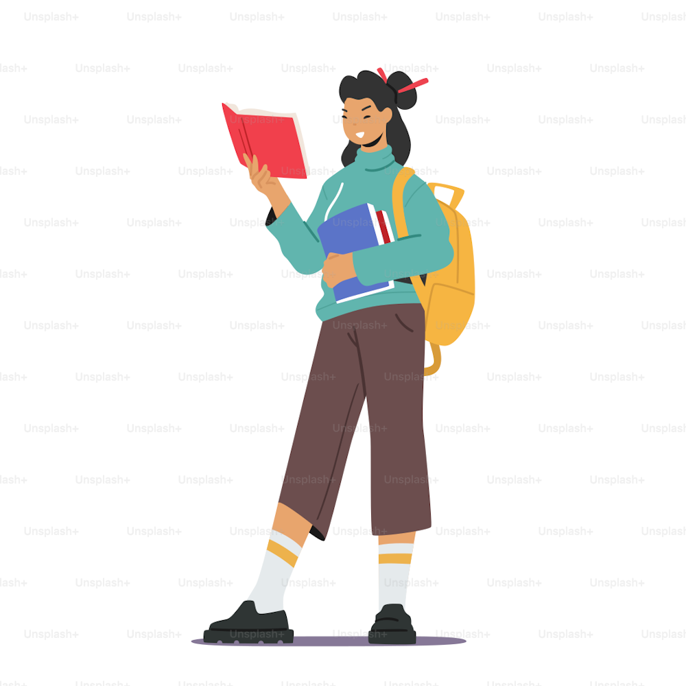 バックパックを肩に乗せて本の山を抱えた若い女性学生が、試験や宿題の準備をする。女の子のキャラクターの読書、学習。大学または大学での教育。漫画のベクターイラスト