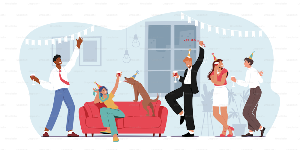Feiern Sie zu Hause mit Freunden, treffen Sie sich mit Menschen, feiern Sie Geburtstage oder Unternehmen im Zimmer. Junge Frauen und Männer mit lustigen Hüten, die mit Alkohol anstoßen, trinken, haben Spaß an der Entspannung. Cartoon-Vektor-Illustration