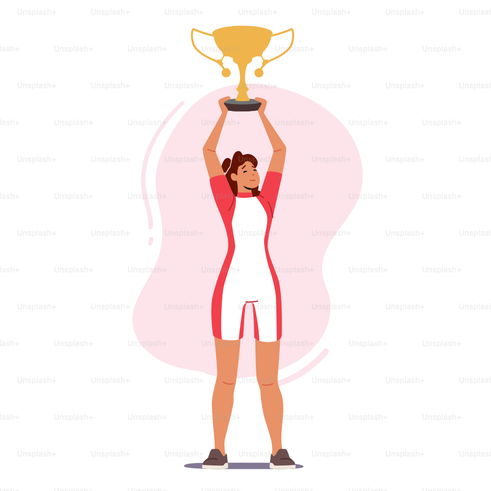 スポーツの成功、勝利のお祝いのコンセプト。白い背景にスポーティな女性キャラクターがユニフォームを着て勝利を祝い、頭上に金色のカップを持つ。漫画の人々のベクターイラスト