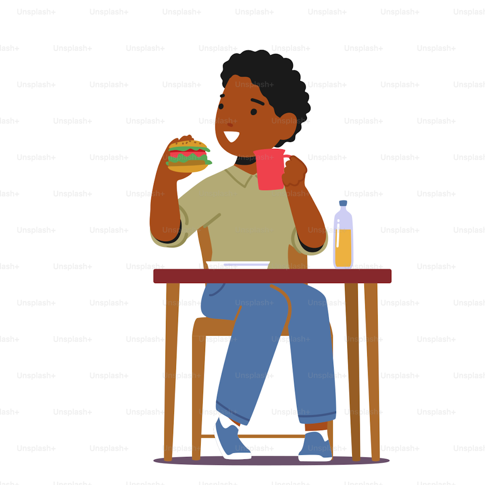 ハンバーガーを食べてお茶を飲む小さなアフリカの少年。子どもは家庭や学校でファーストフードを食べ、白い背景に木のテーブルに座って食事をする子どものキャラクター。漫画の人々のベクターイラスト