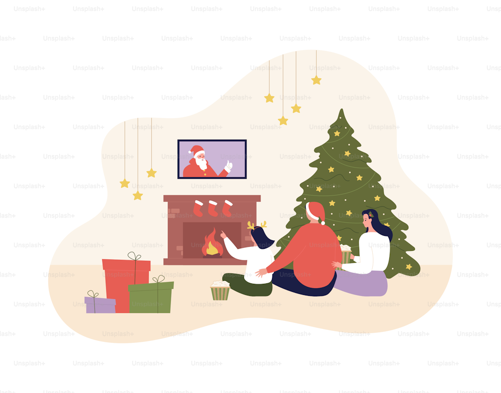 크리스마스와 새해 축하 개념. 벡터 플랫 디자인 캐릭터 그림입니다. 아버지, 소녀와 어머니는 TV에서 산타클로스 영화를 본다. 실내 배경에 장식된 전나무와 선물 상자
