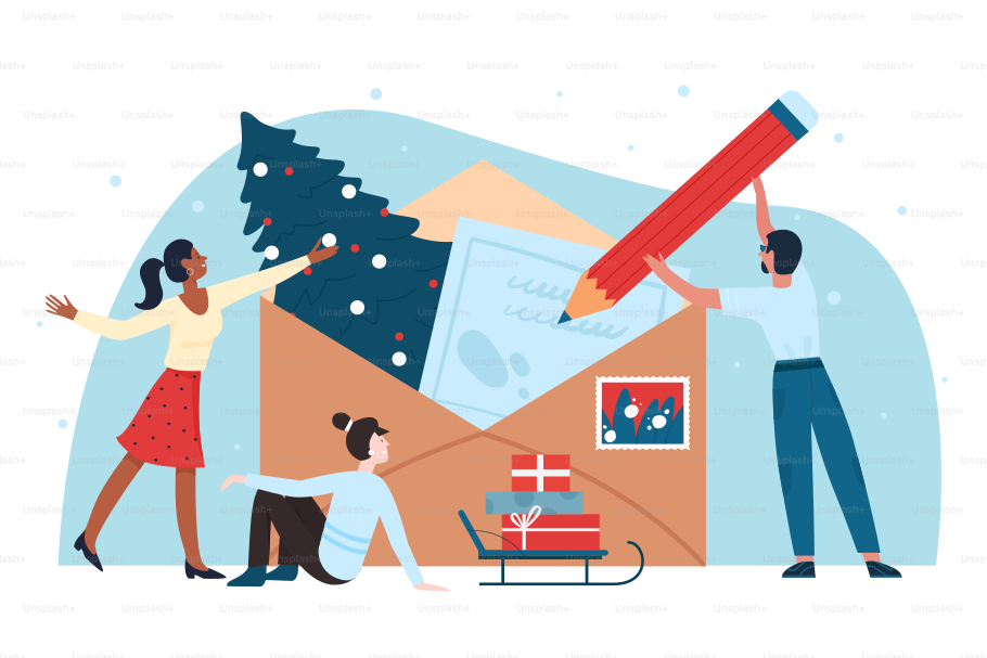 Personas saludando con la Navidad y el Año Nuevo en cartas, las fiestas de invierno con ilustración vectorial de postales. Hombre pequeño de dibujos animados sosteniendo un lápiz para escribir un mensaje de correo, árbol de Navidad, regalos en un sobre con sello