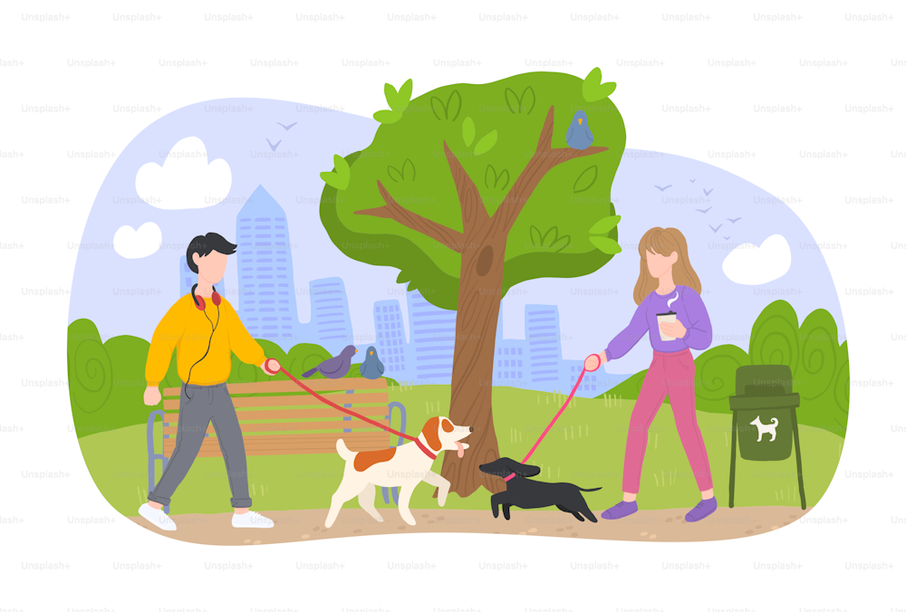 Frau und Mann gehen mit Haustieren und Hunden im Park spazieren
