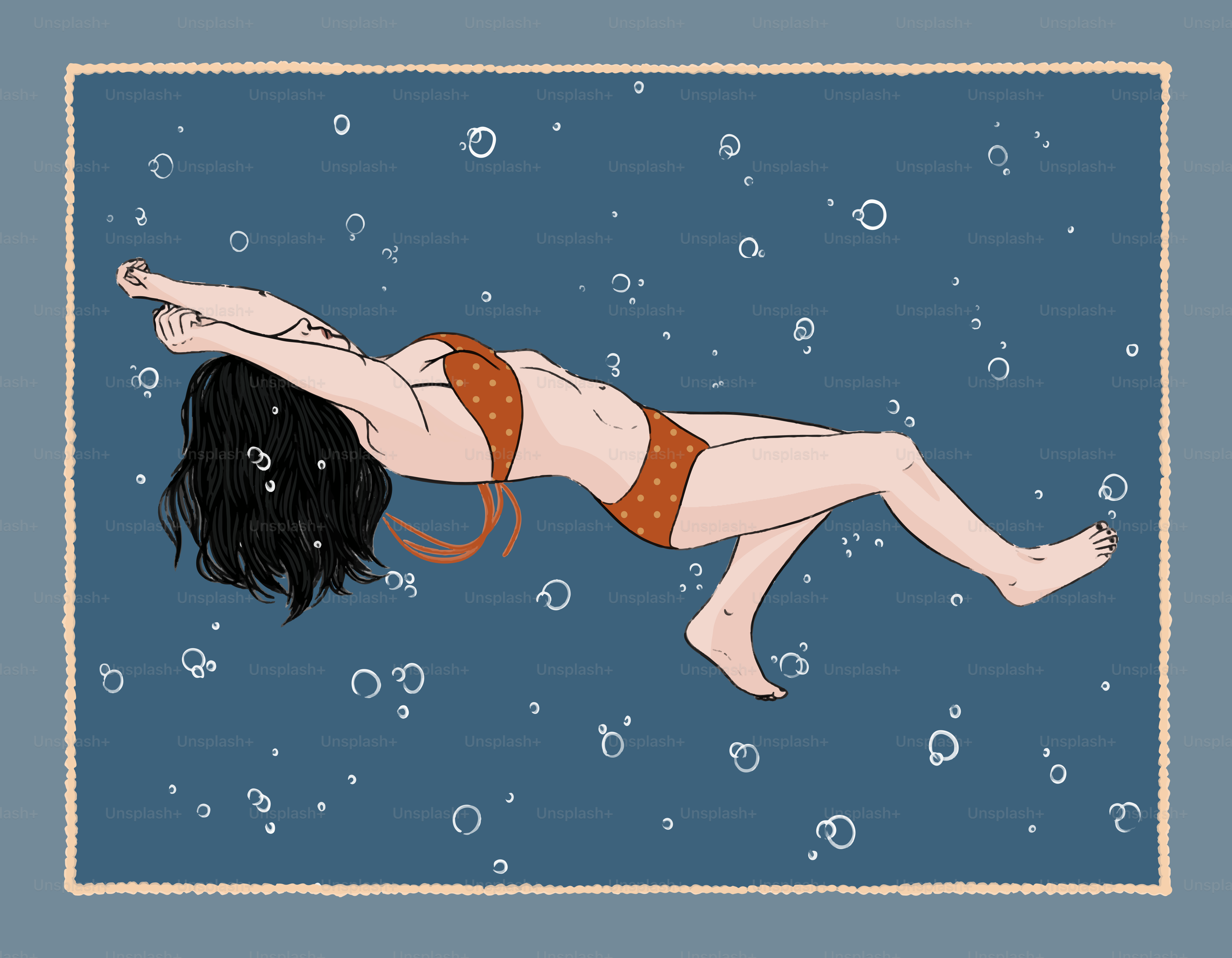 Eine Frau im Bikini treibt im Wasser