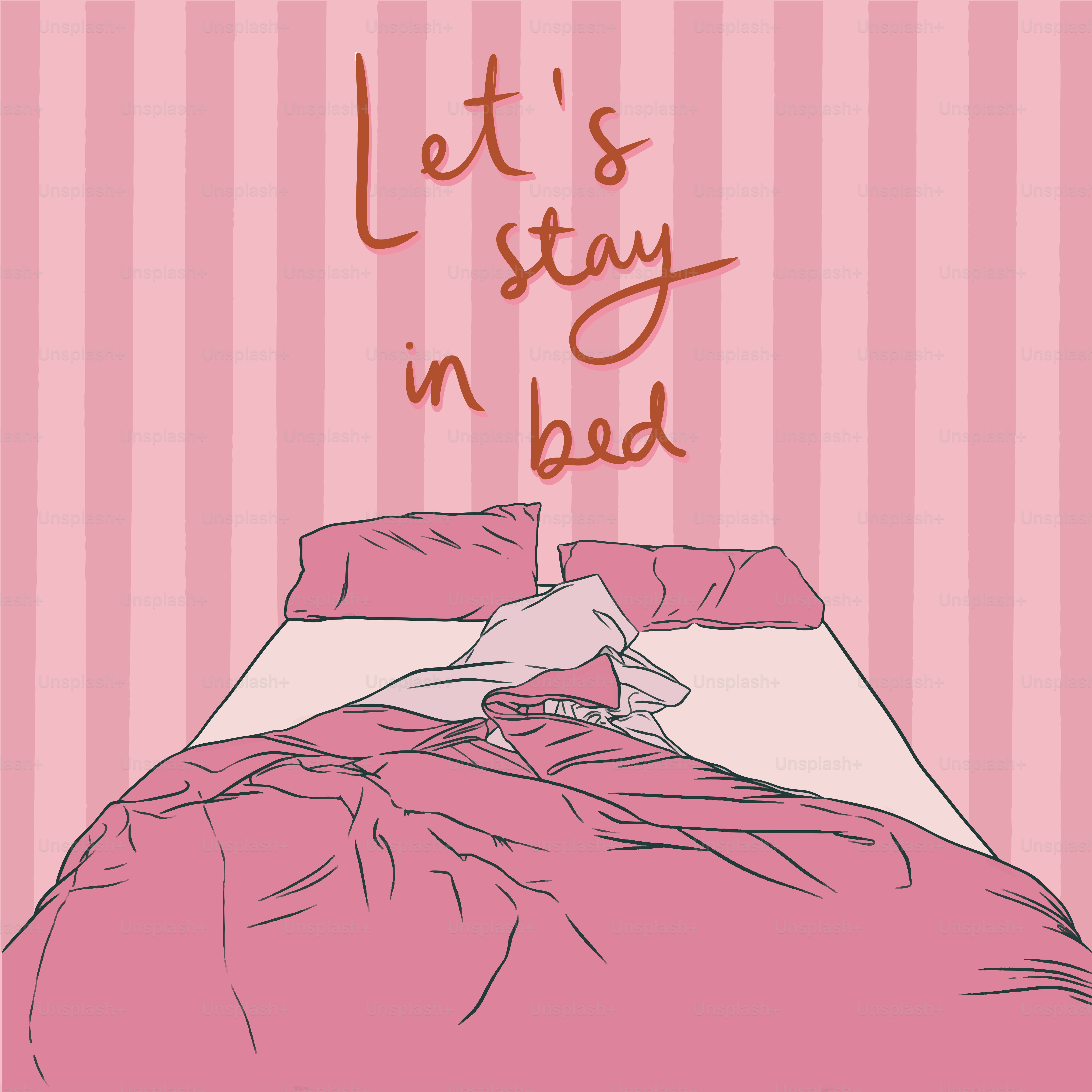 Un lit avec une couette rose et un mur rayé rose