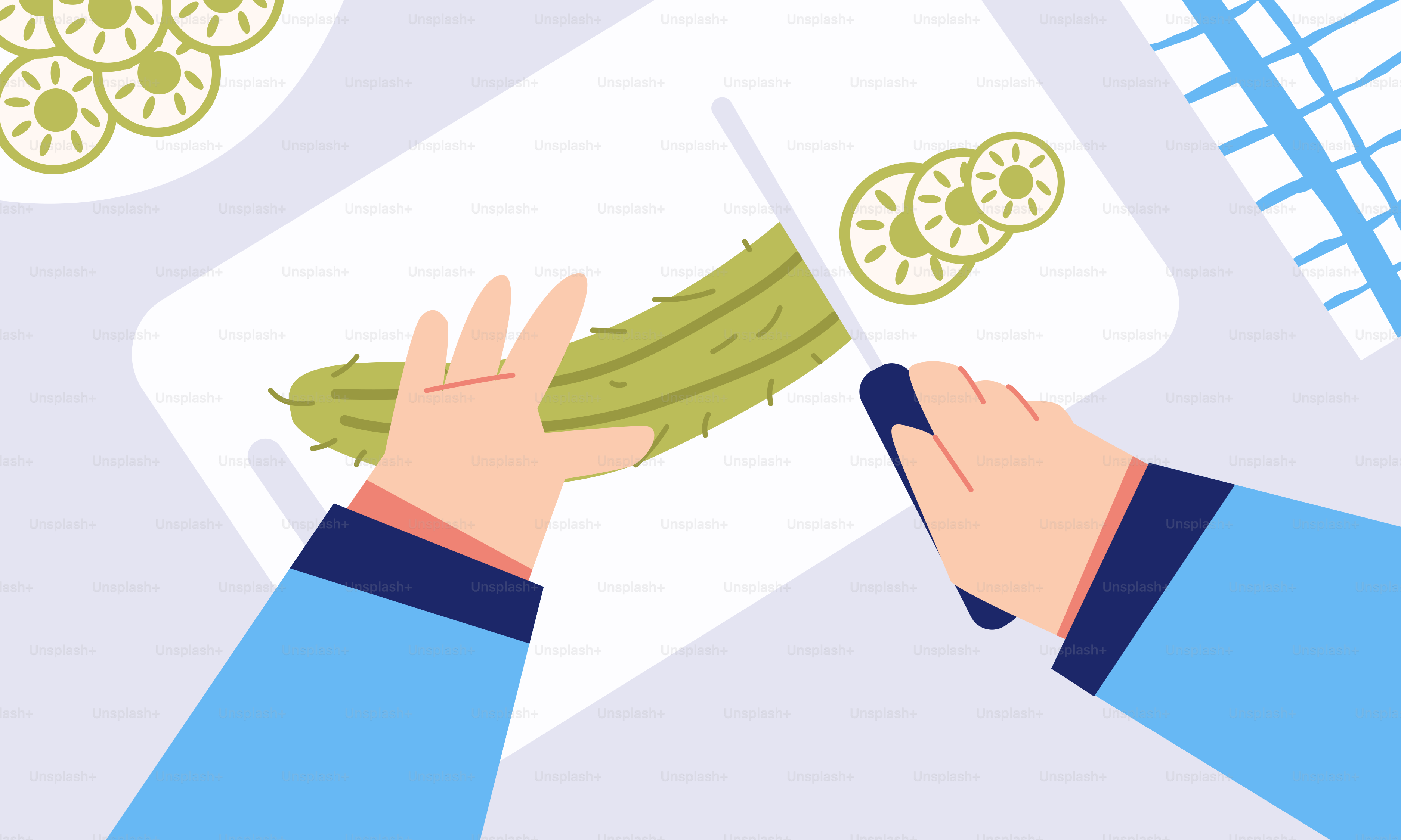 Eine Person, die eine Gurke auf einem Schneidebrett schneidet