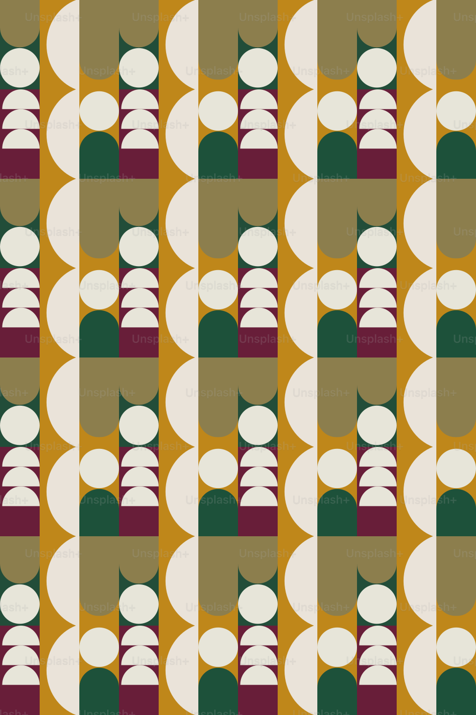 Um padrão com círculos e linhas sobre um fundo marrom