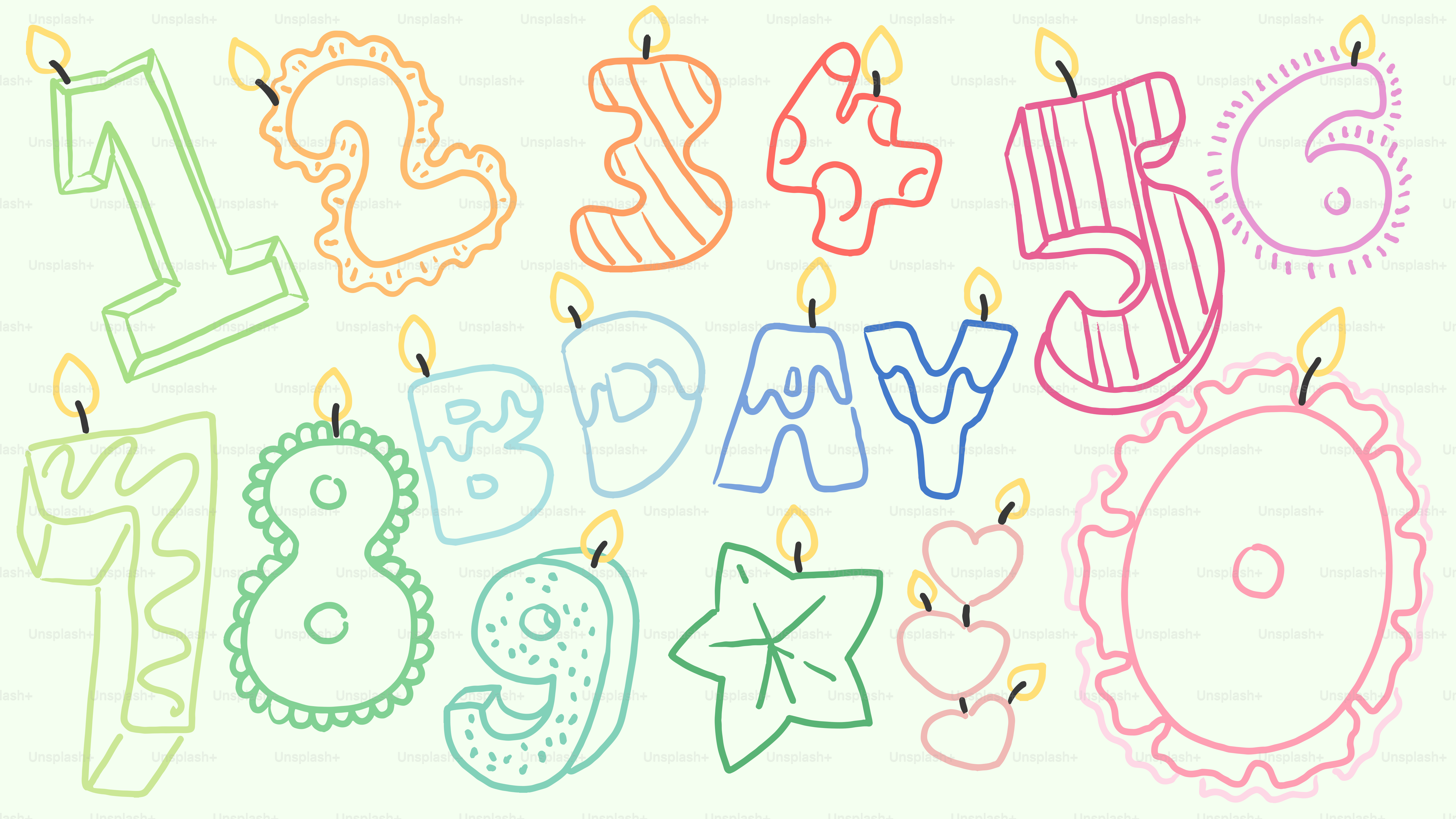 Un biglietto d'auguri con candele a forma di numeri