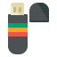 Um pen drive com um chapéu em cima