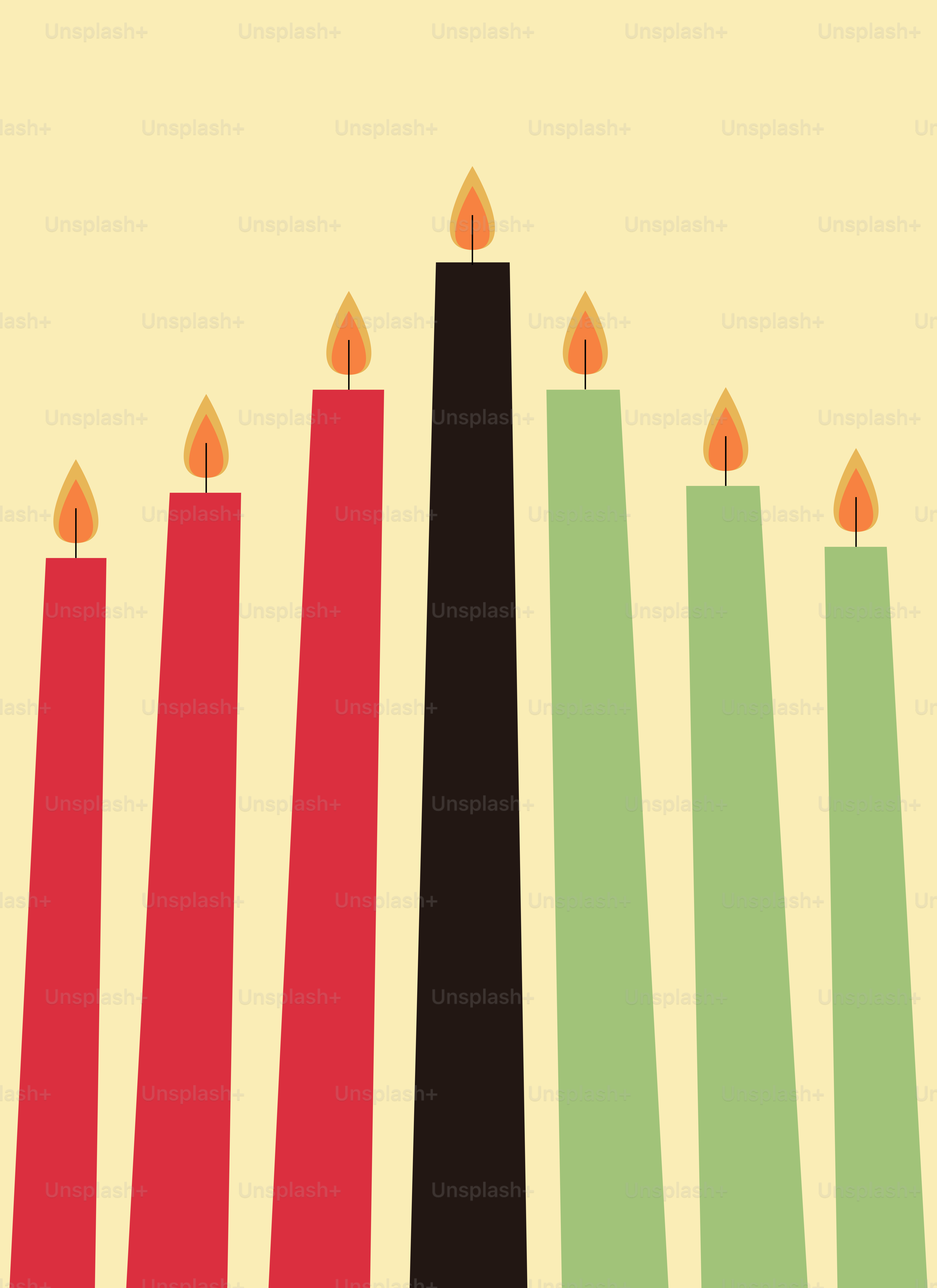 Eine Chanukka-Menora mit brennenden Kerzen