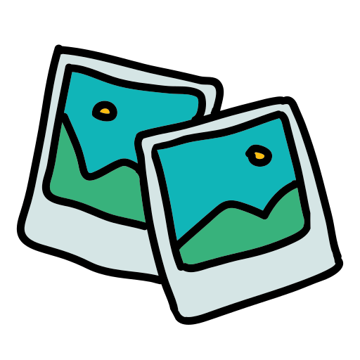 Un paio di foto appoggiate una accanto all'altra