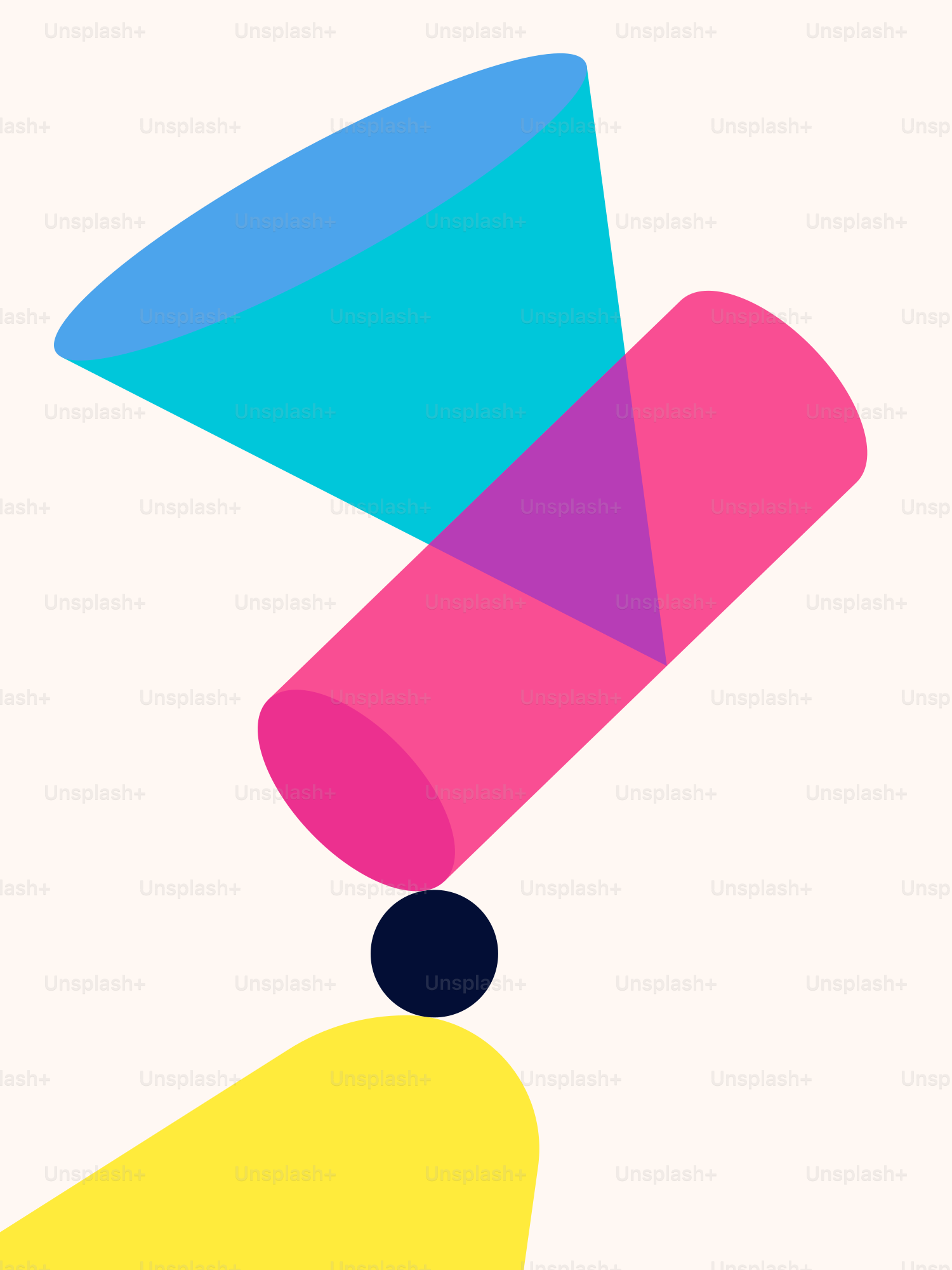 Une personne avec un cône sur la tête