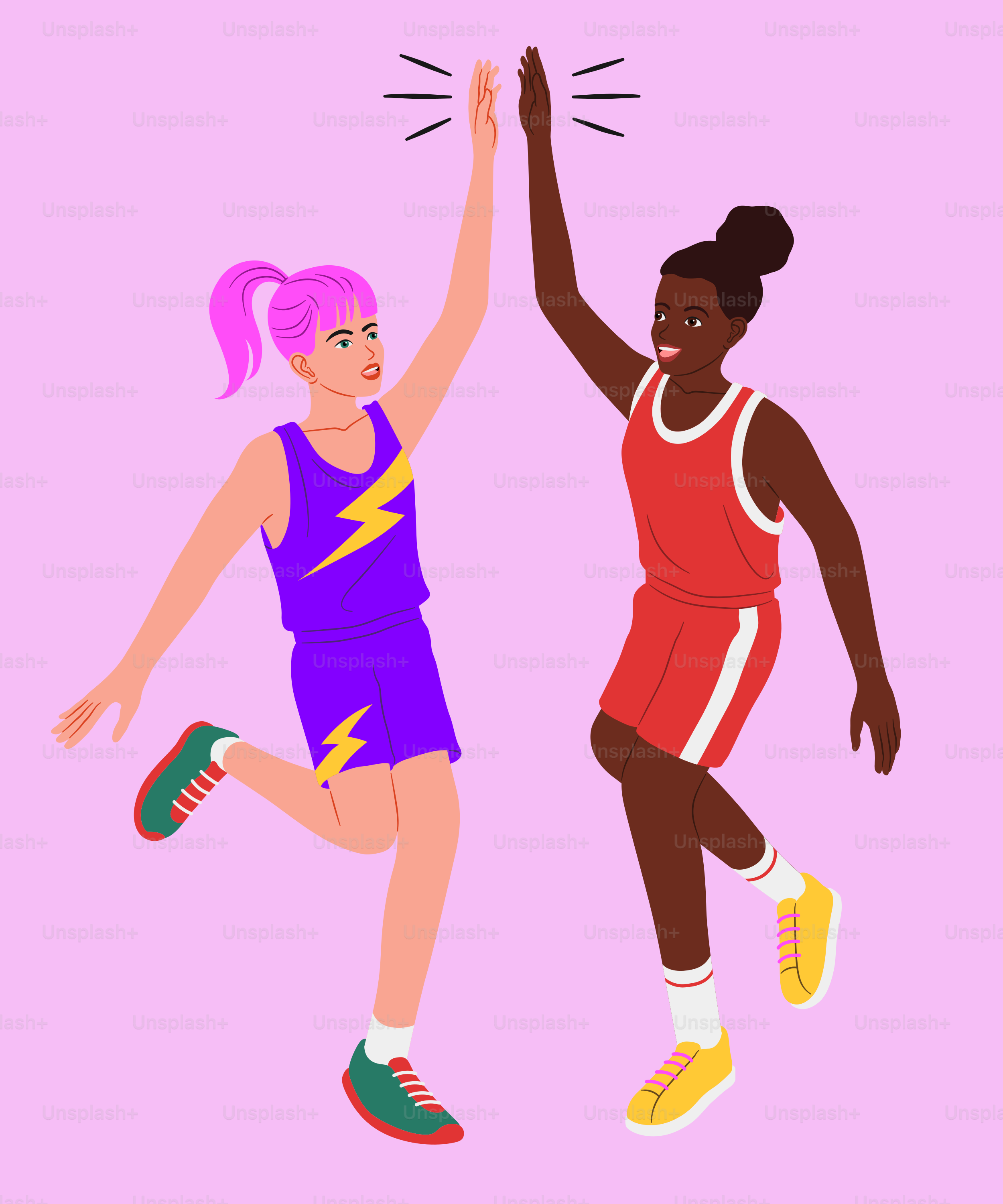 Un paio di donne che giocano a basket