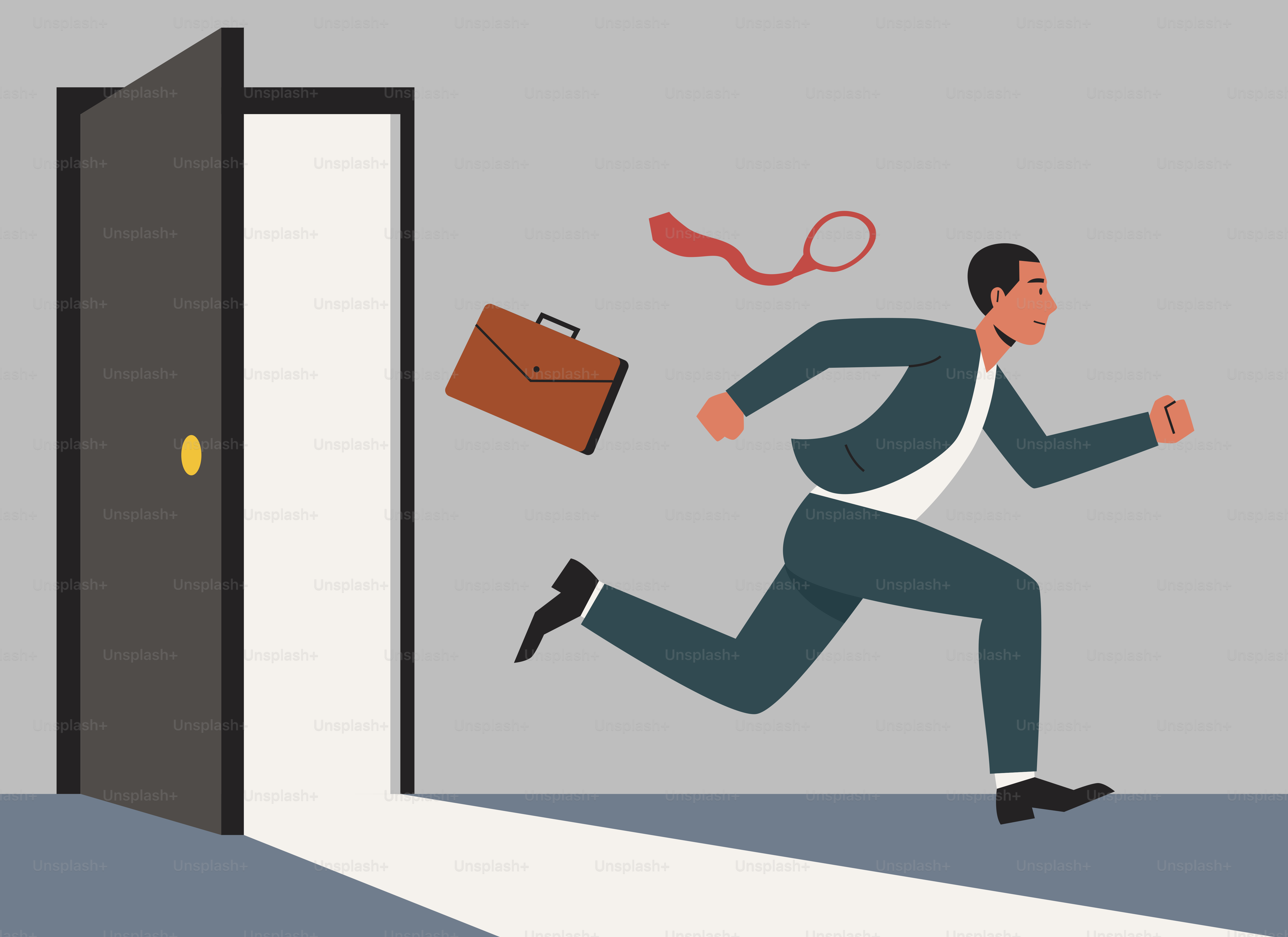 Un uomo sta correndo fuori da una porta.