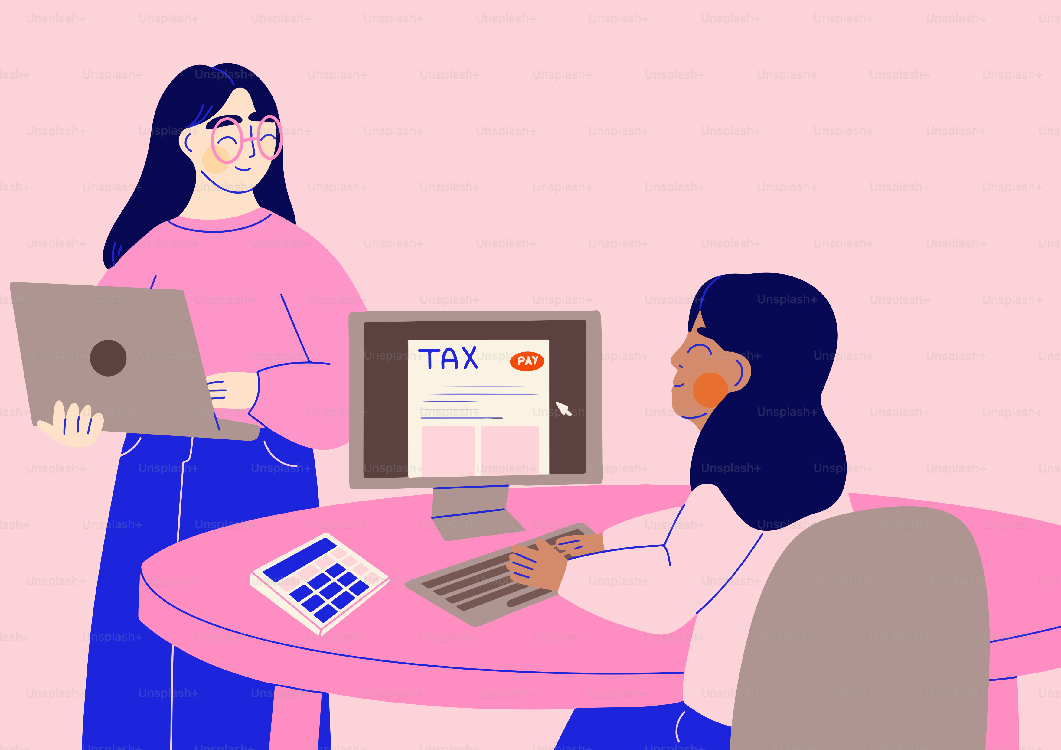 Zwei Personen arbeiten an einem Steuerformular.