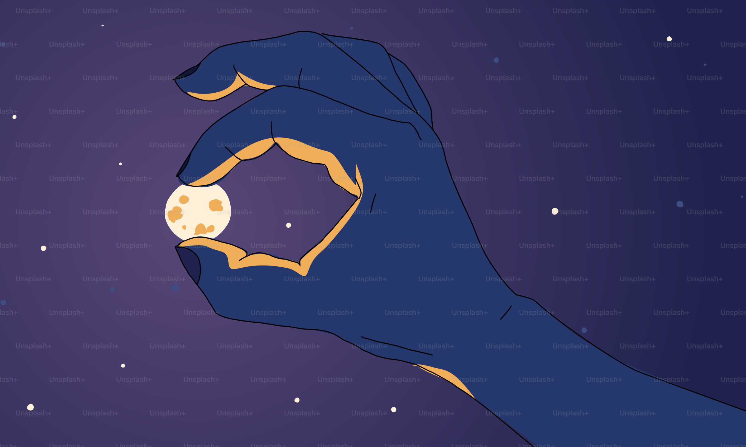 Una mano sostiene la pequeña luna.