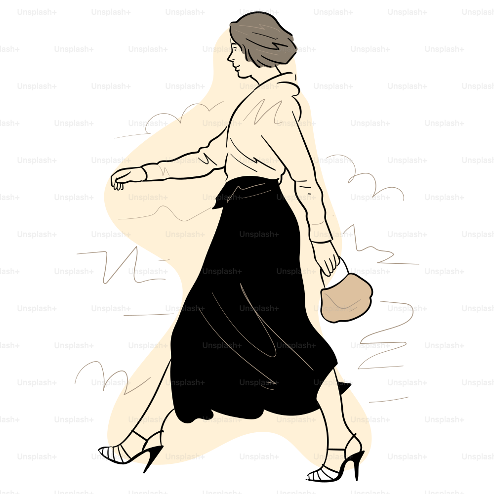 Une femme marche avec un sac.