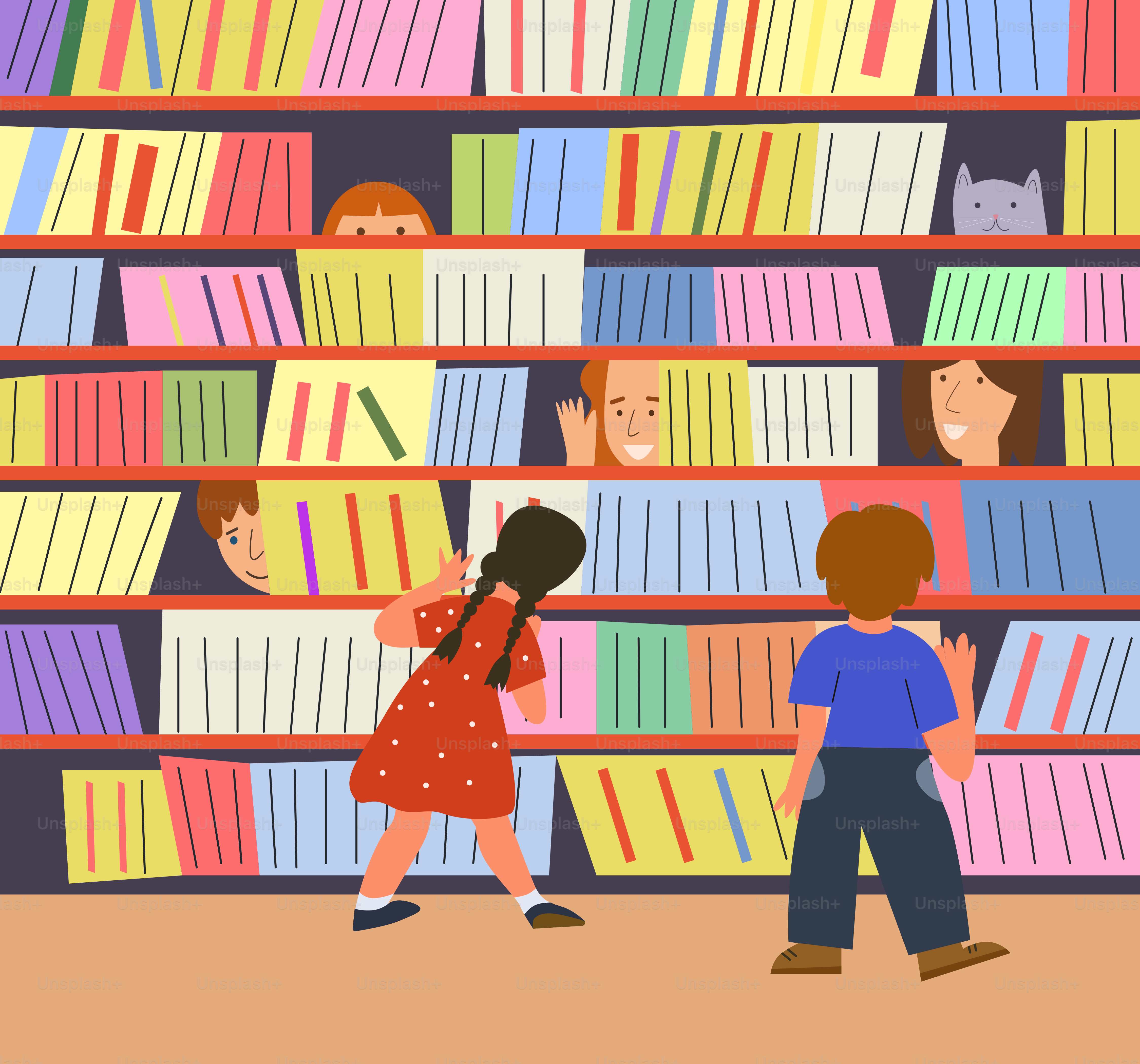 Kinder spielen Verstecken zwischen den bunten Büchern.