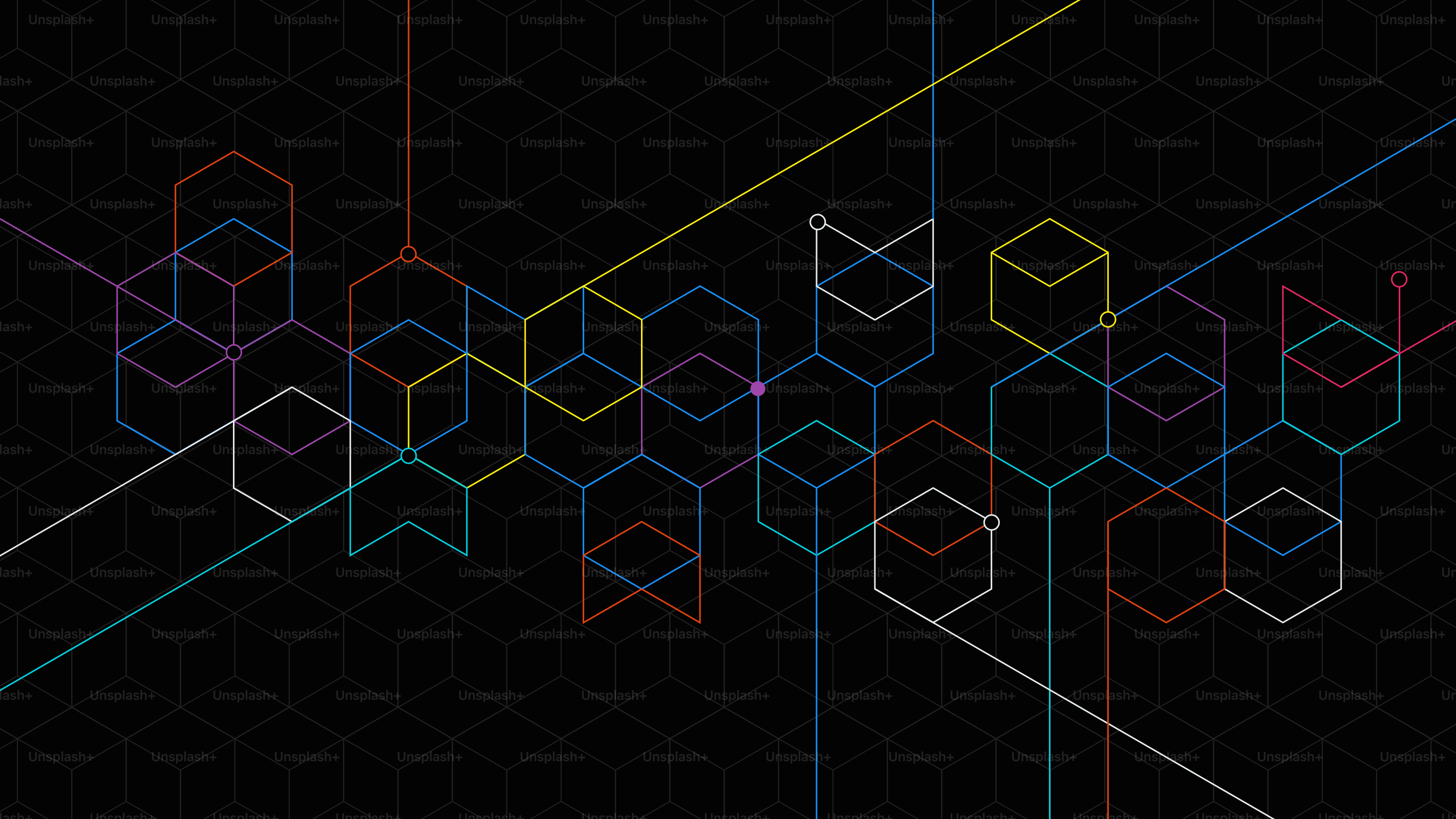Forme geometriche colorate e linee su sfondo nero
