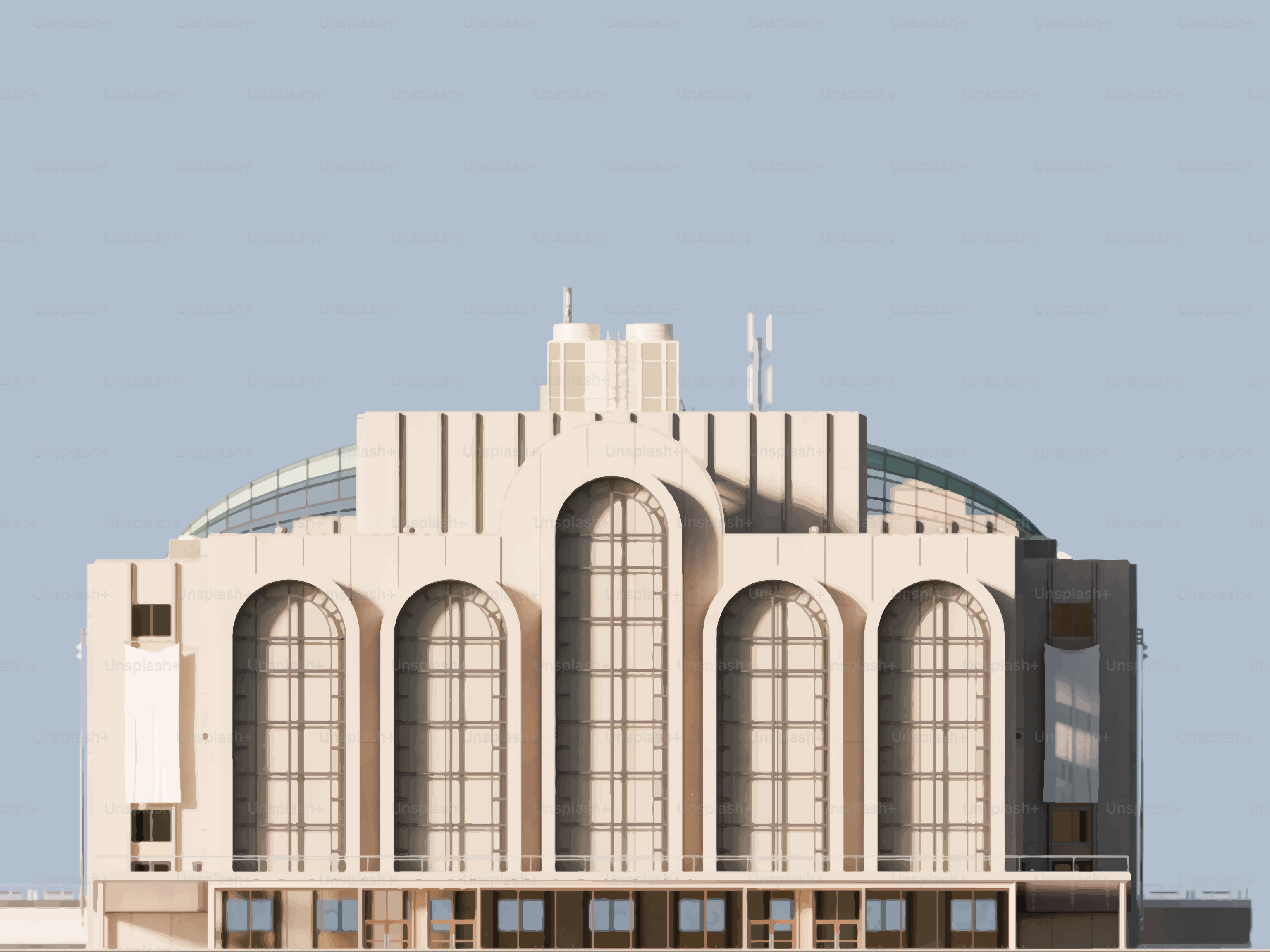 Bâtiment moderne aux fenêtres cintrées sur un ciel bleu